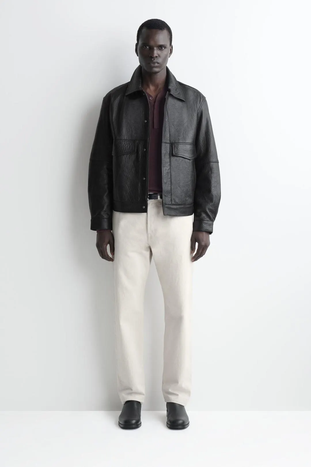 Куртка-бомбер свободного кроя из кожи, COS