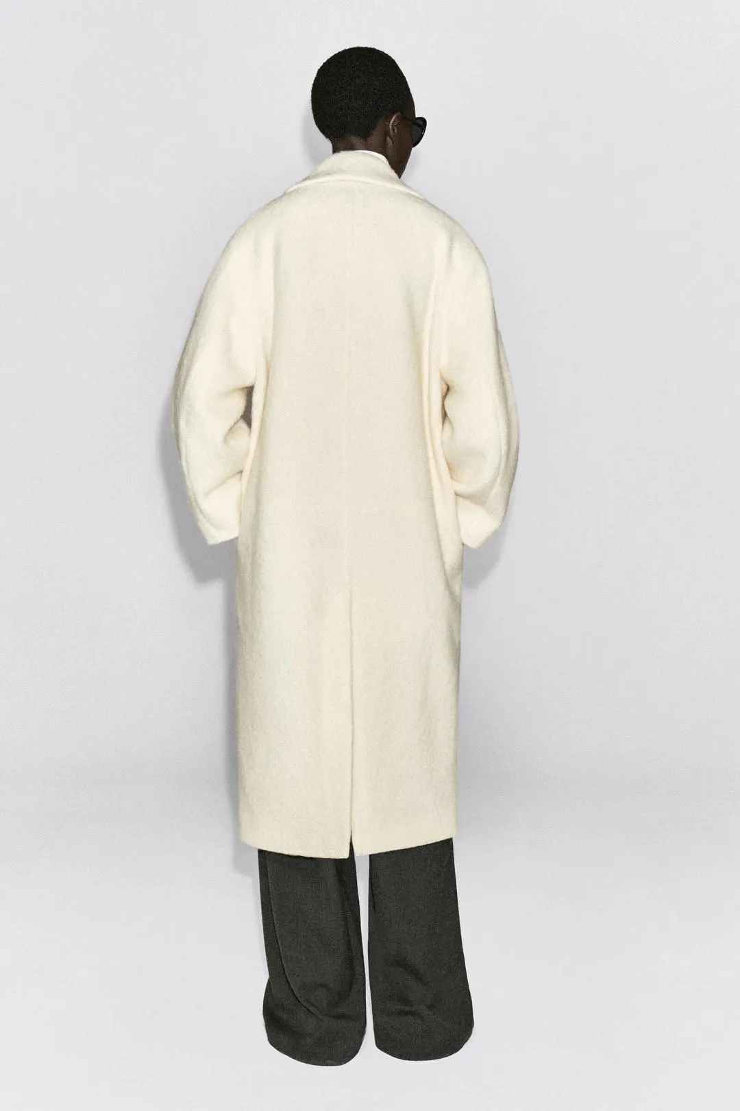 Длинное пальто свободного кроя из смесовой шерсти, COS
