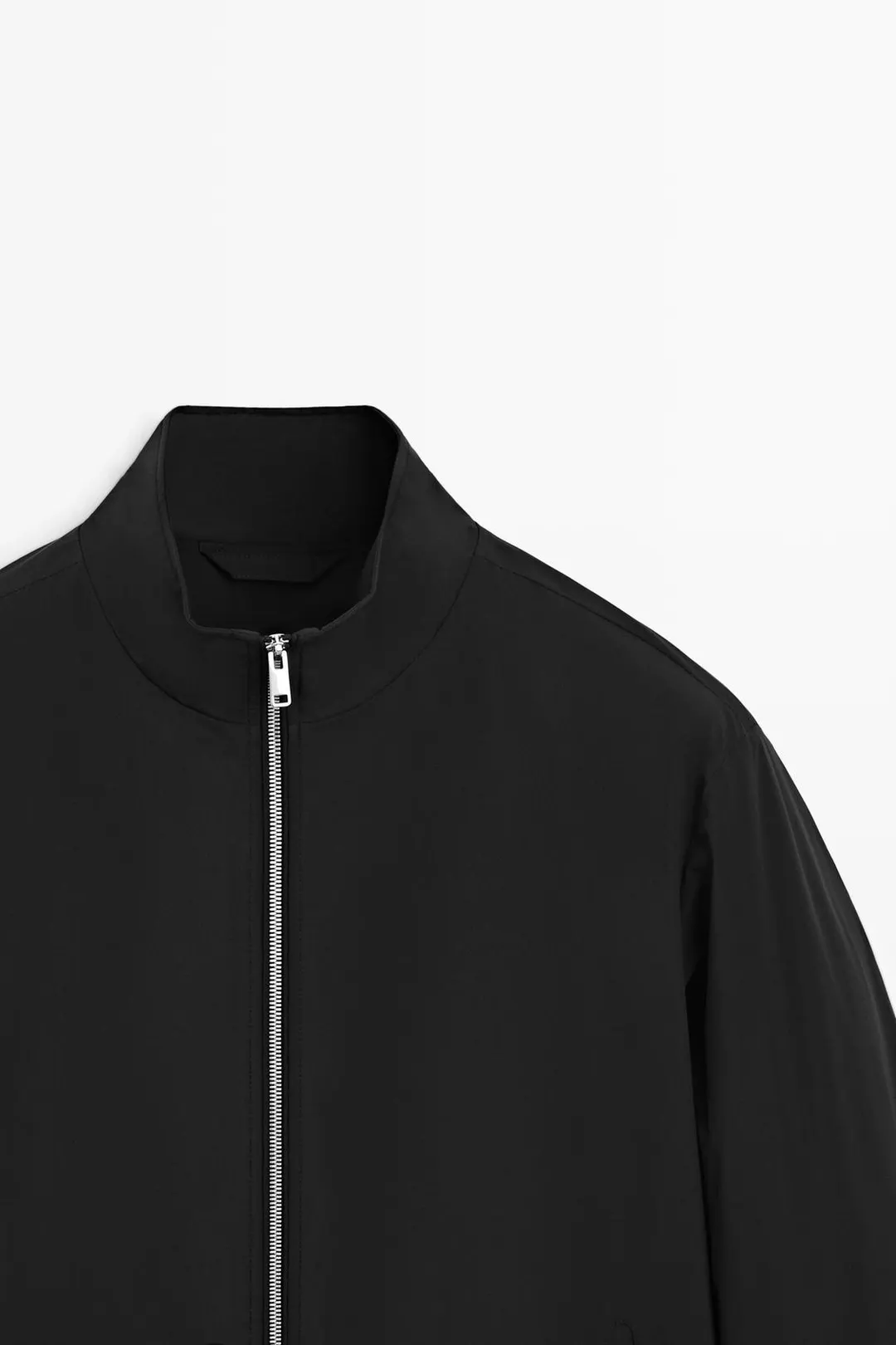 Технологичная куртка с карманами, Massimo Dutti