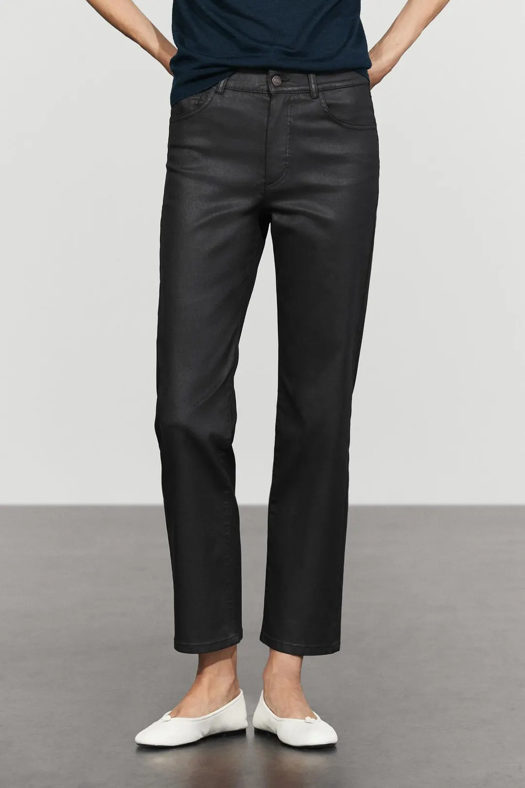 Брюки прямого кроя с вощеным покрытием, Massimo Dutti