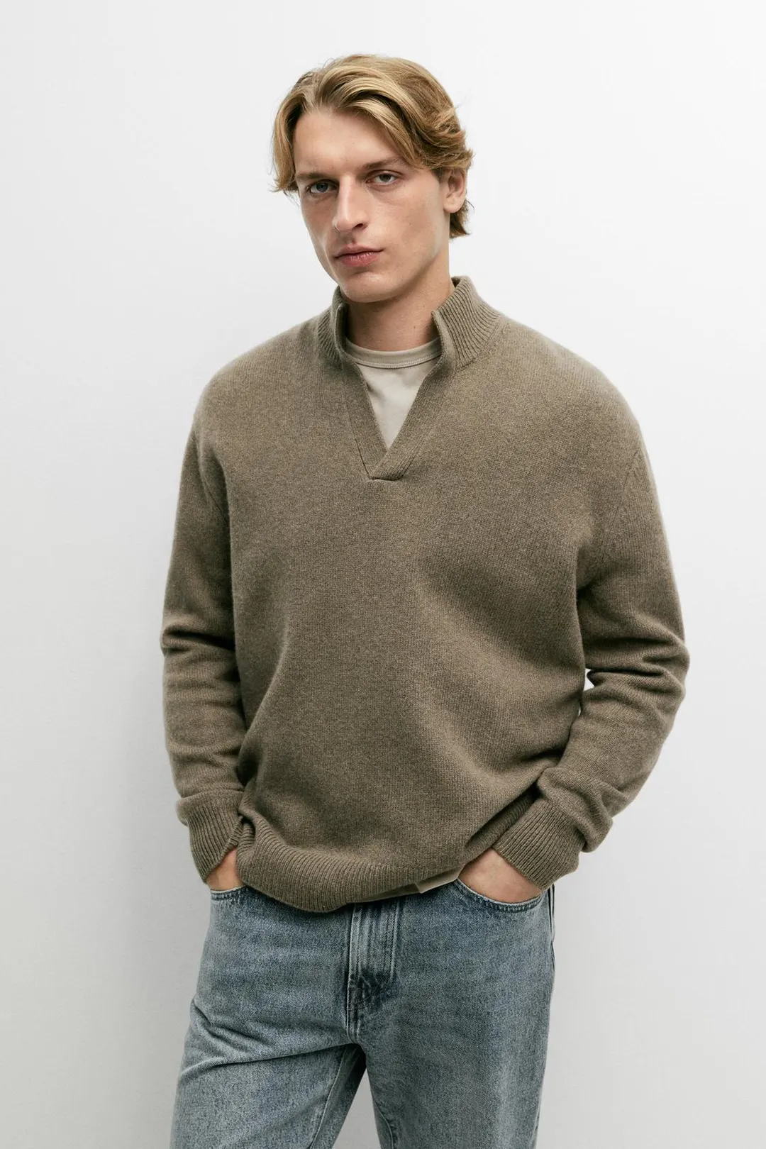 Свитер из 100% шерсти с воротником-стойкой, Massimo Dutti