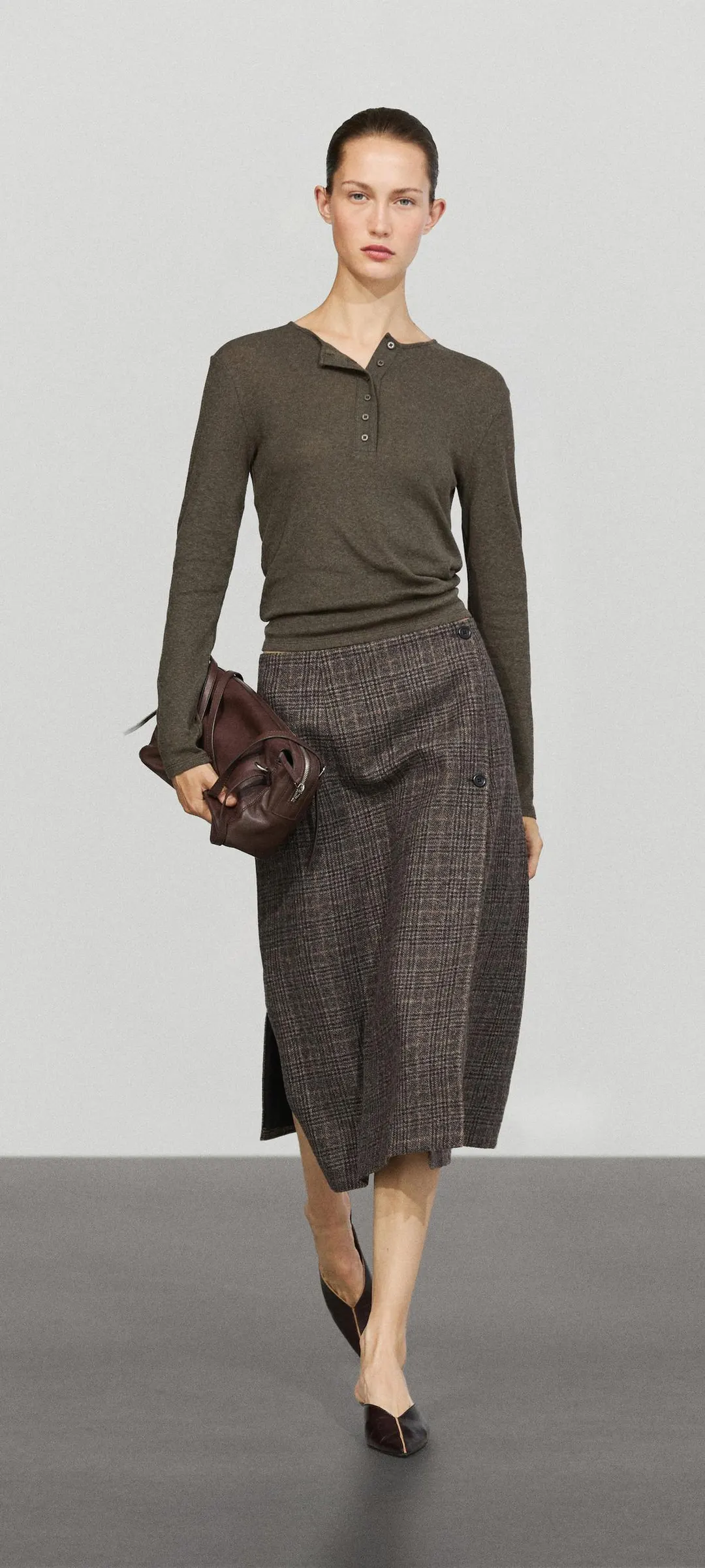 Юбка миди с запахом и пуговицами, Massimo Dutti
