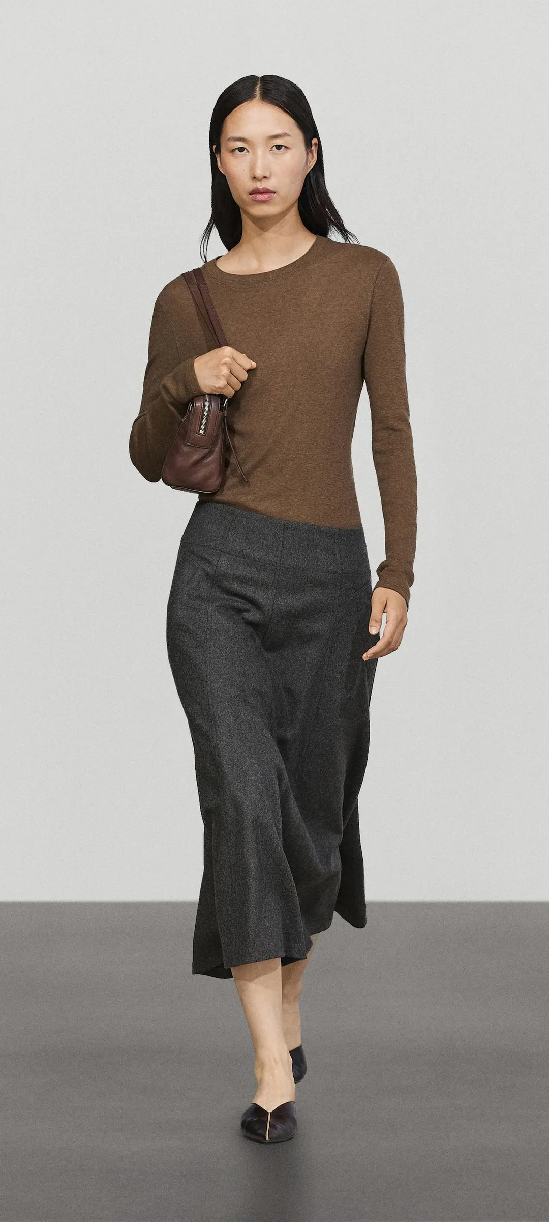 Юбка миди расклешенная с декоративным карманом, Massimo Dutti