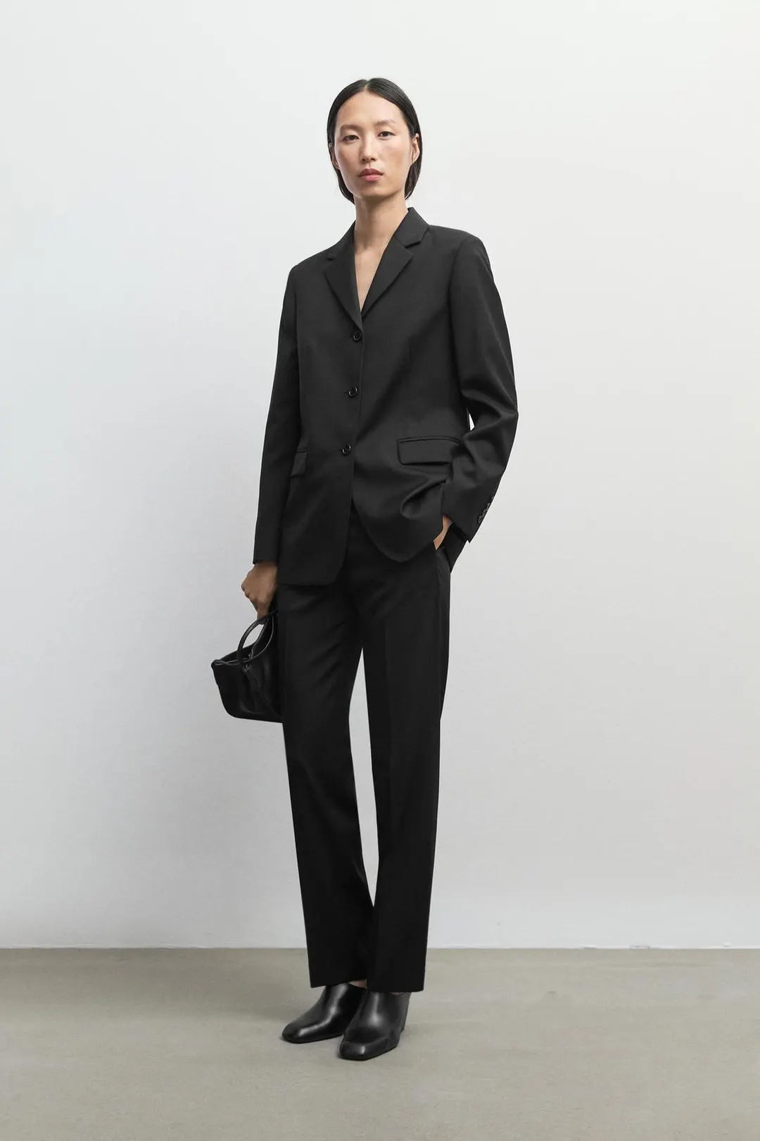 Прямые брюки из 100% тонкой шерсти, Massimo Dutti