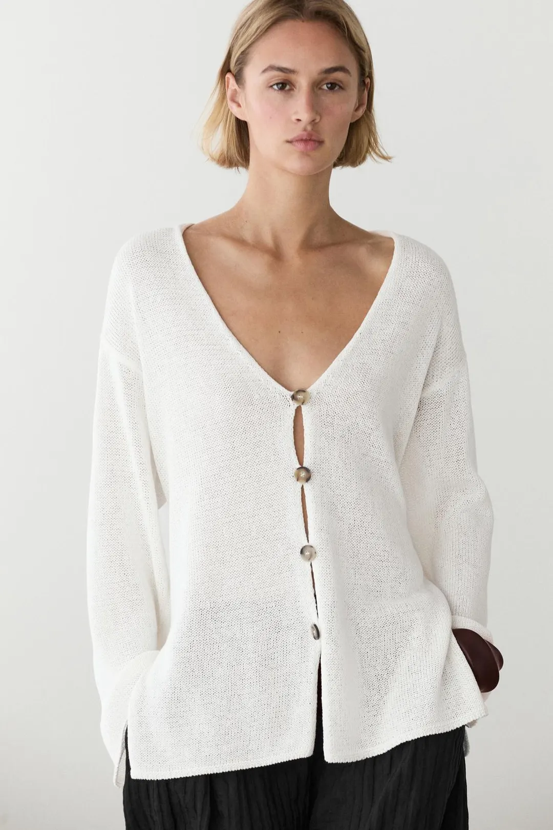 Длинный трикотажный кардиган с V-образным вырезом, Massimo Dutti