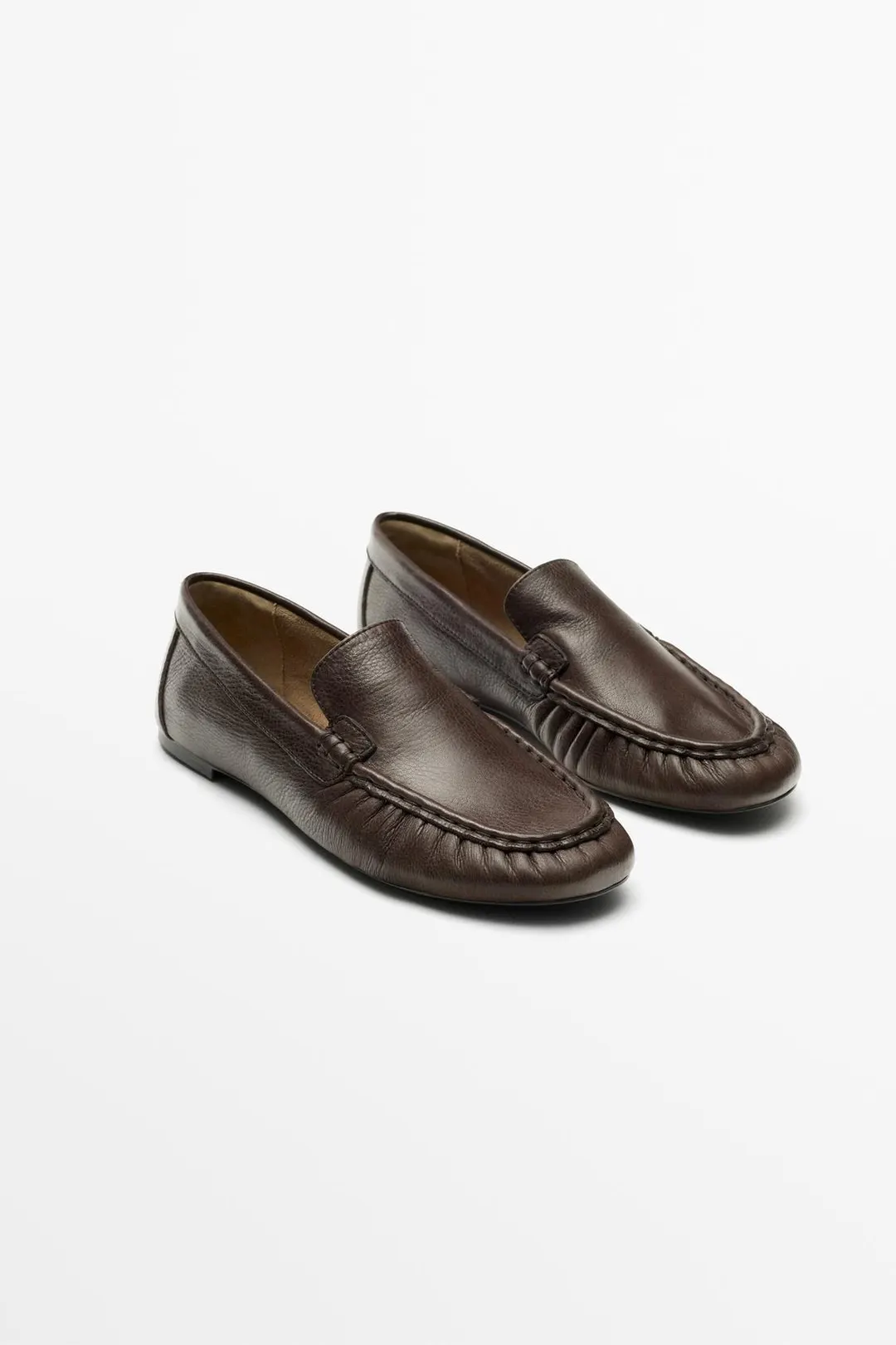 Лоферы из мягкой кожи с мокасинным швом, Massimo Dutti