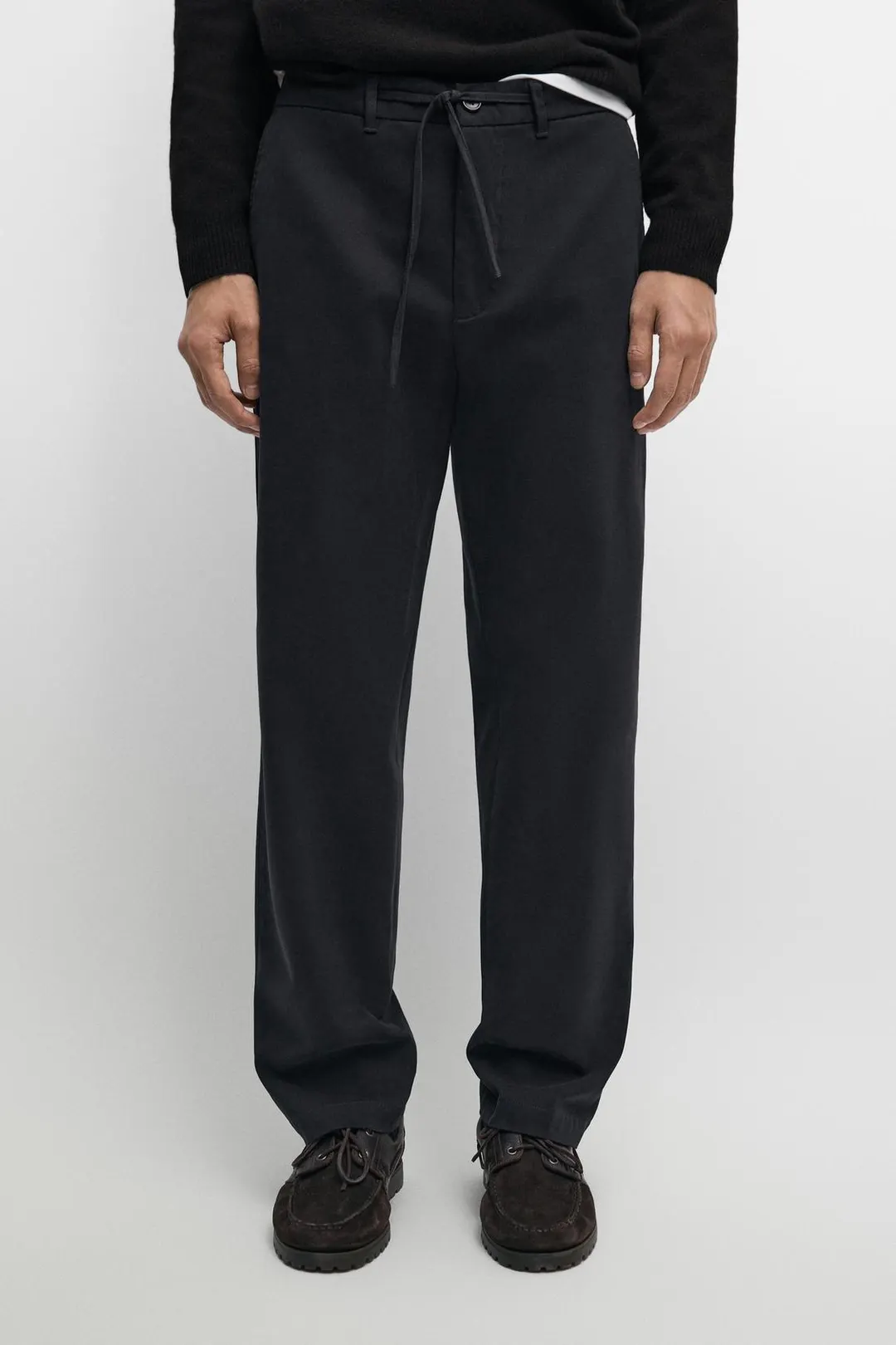 Брюки-джоггеры, Massimo Dutti