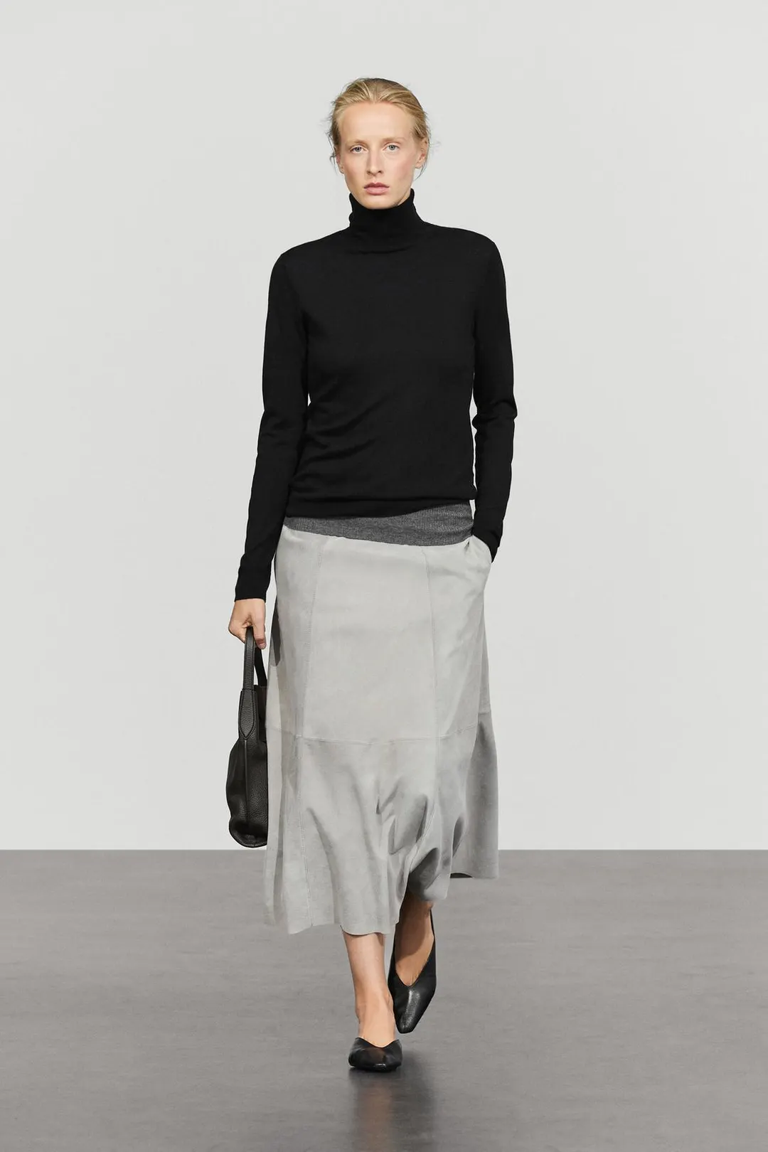 Вязаный свитер из смесовой шерсти с высоким воротником, Massimo Dutti