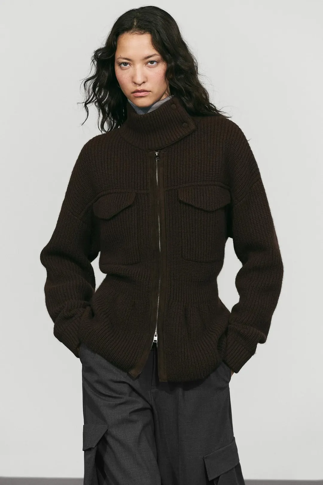 Кардиган комбинированной вязки с замшевым карманом, Massimo Dutti