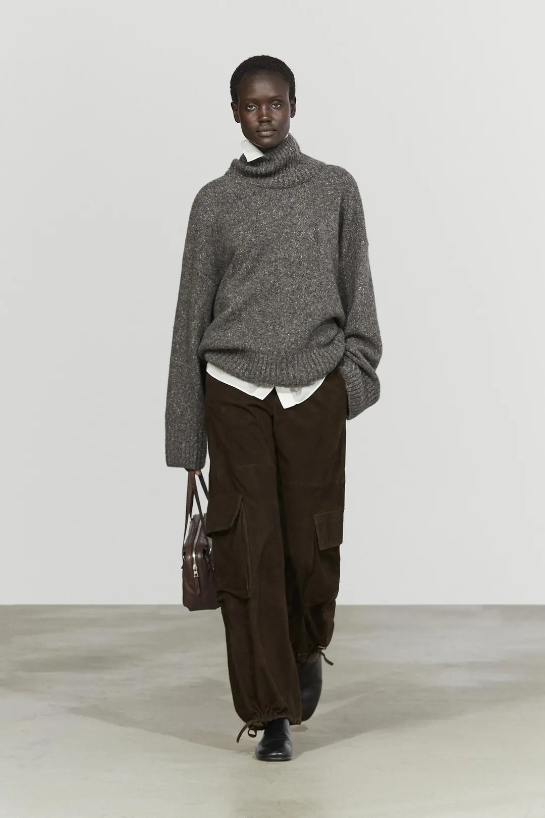 Брюки карго с отделкой низа из натуральной замши, Massimo Dutti