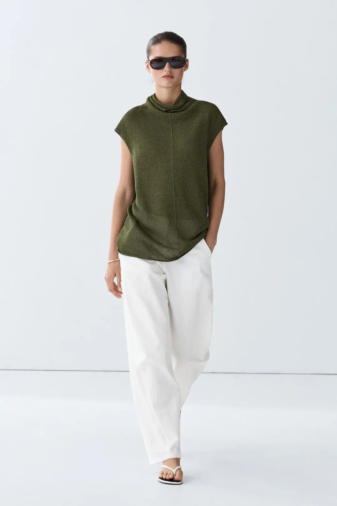 Вязаный топ с драпировкой и высоким воротником, Massimo Dutti