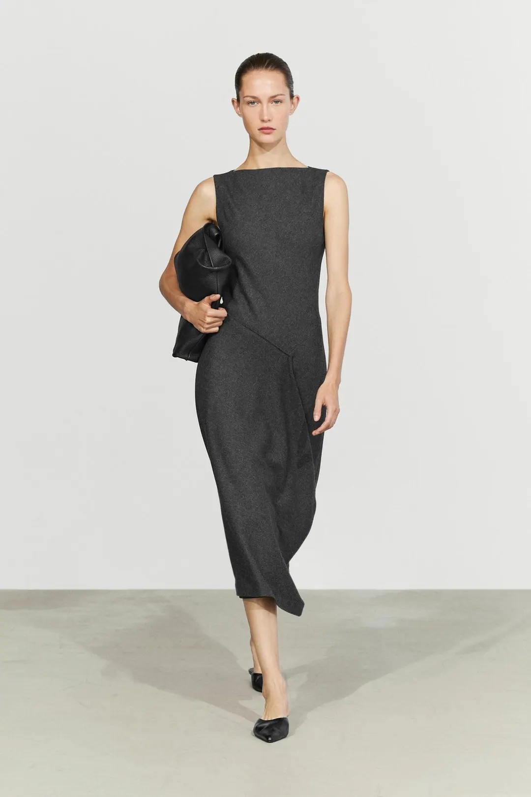 Платье миди асимметричное с драпировкой, Massimo Dutti
