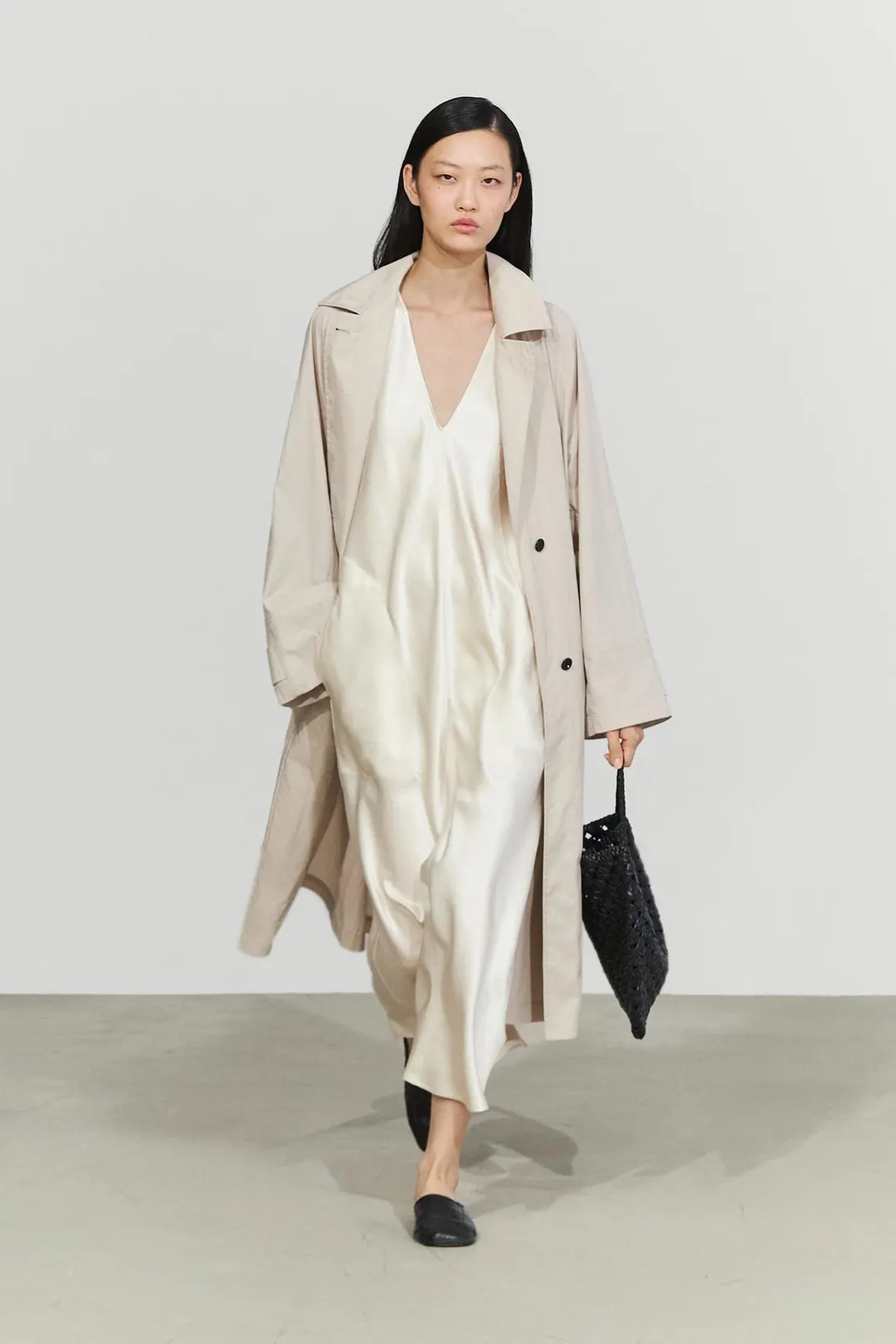 Тренч из технологичной хлопковой ткани, Massimo Dutti
