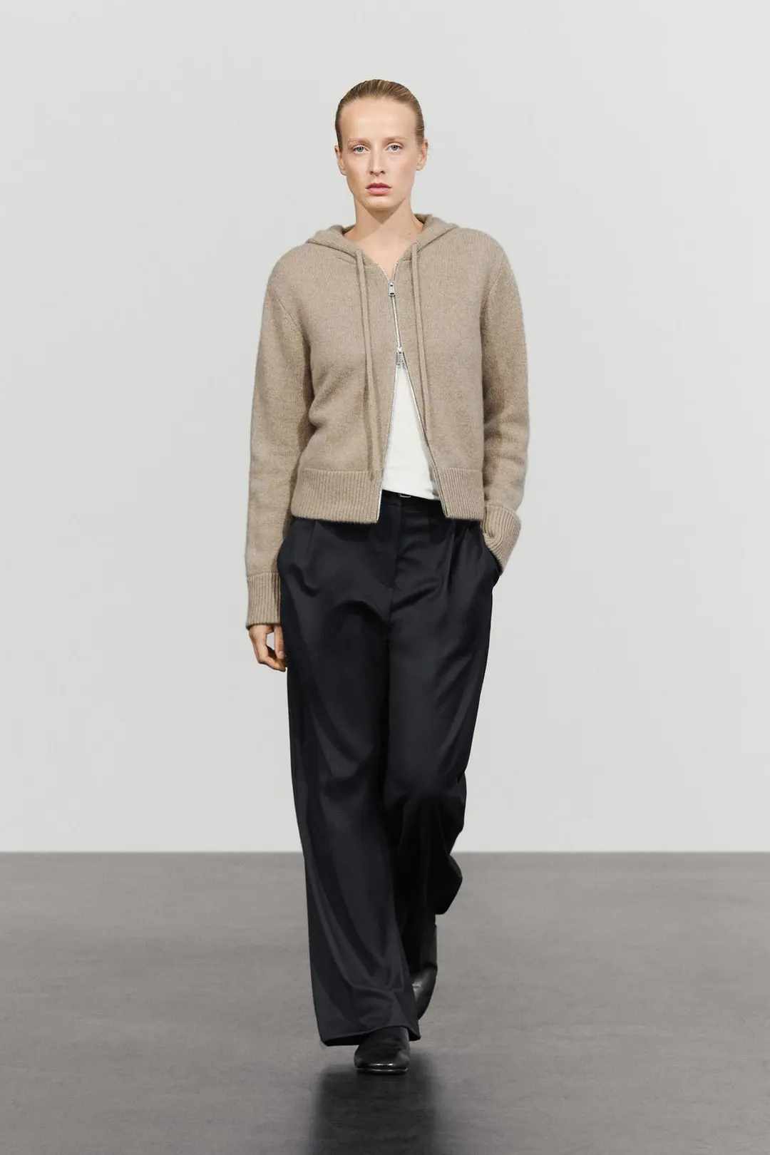 Кардиган с капюшоном на молнии из 100% кашемира, Massimo Dutti