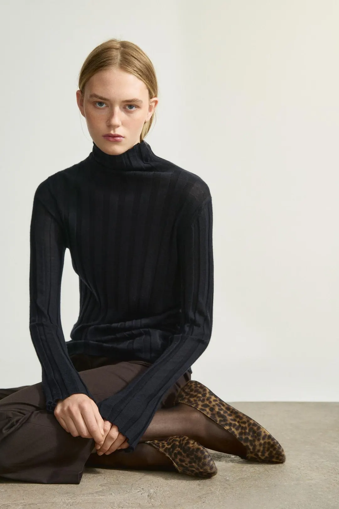 Кожаные балетки с принтом и меховой отделкой, Massimo Dutti