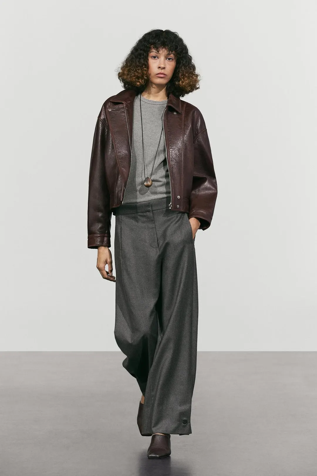Брюки из 100% шерсти с пуговицами по низу, Massimo Dutti