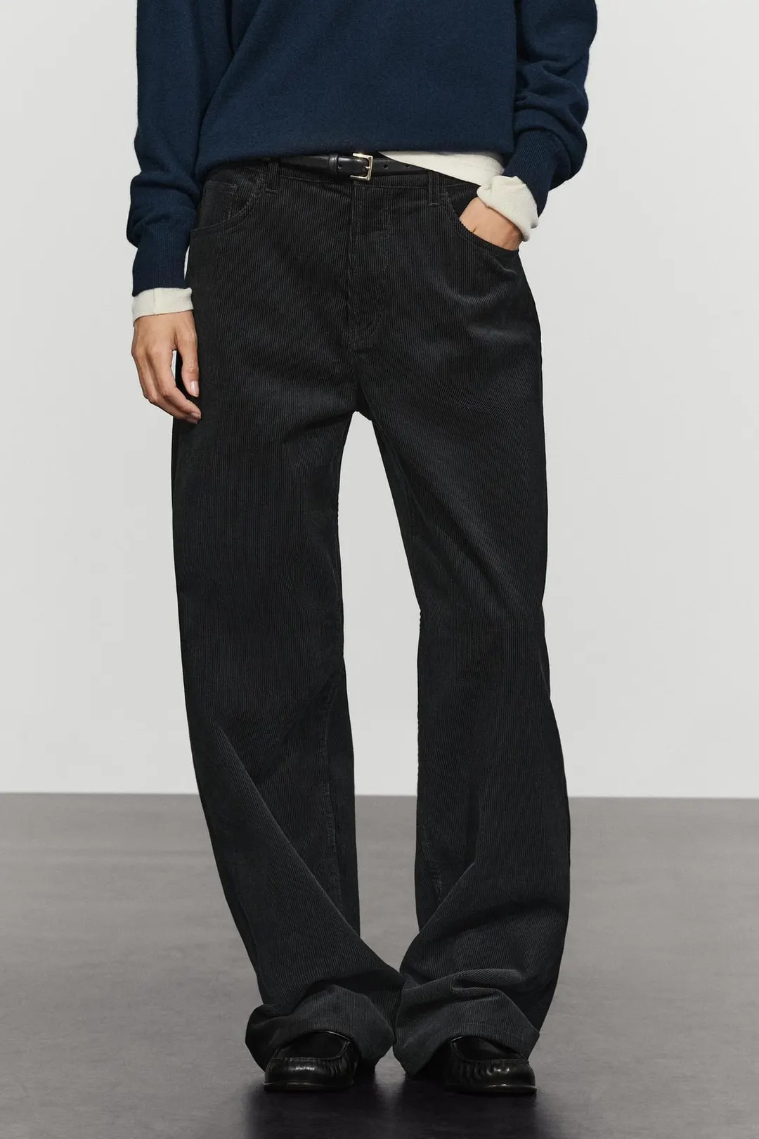 Брюки вельветовые свободного кроя со средней посадкой, Massimo Dutti