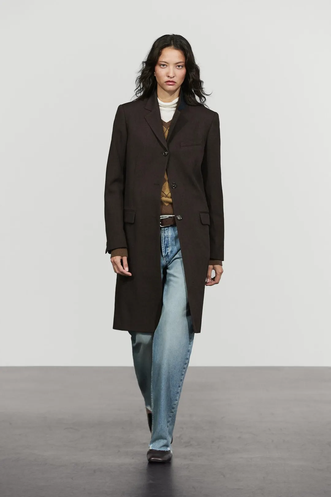 Длинное пальто из 100% шерсти, Massimo Dutti