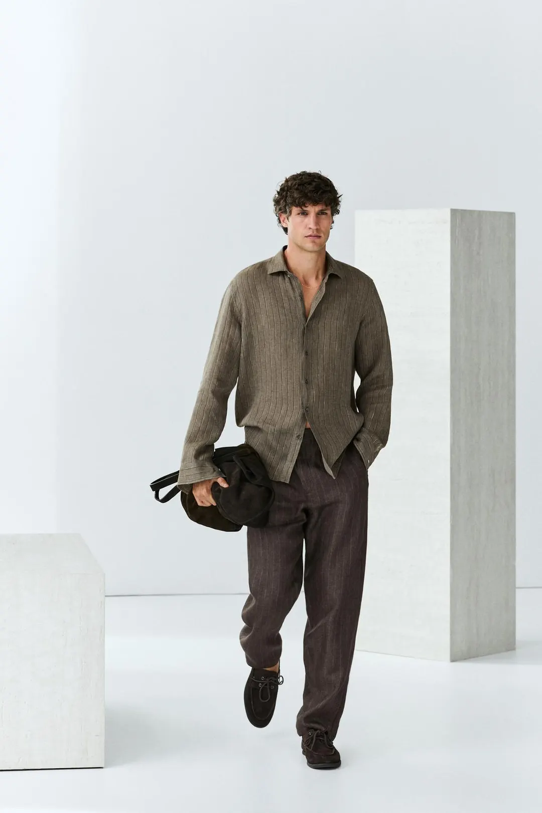 Полосатая рубашка прямого кроя из 100% льна, Massimo Dutti