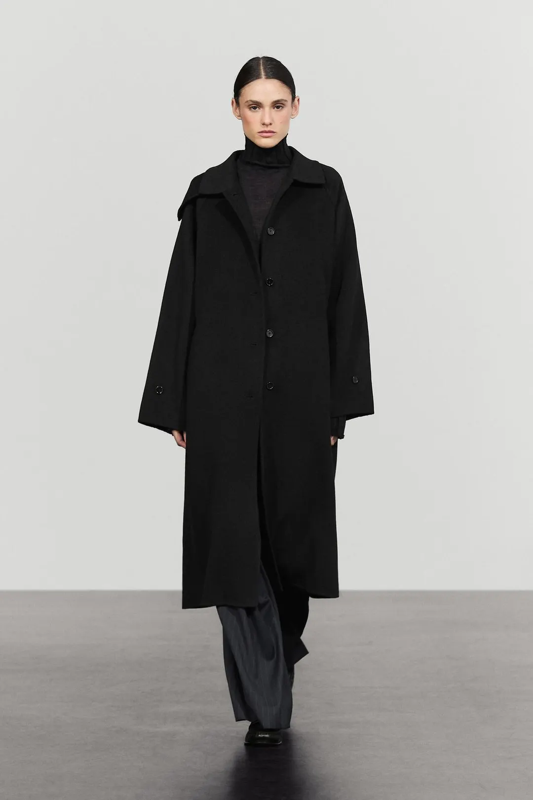 Длинное пальто свободного кроя из смеси шерсти и кашемира, Massimo Dutti