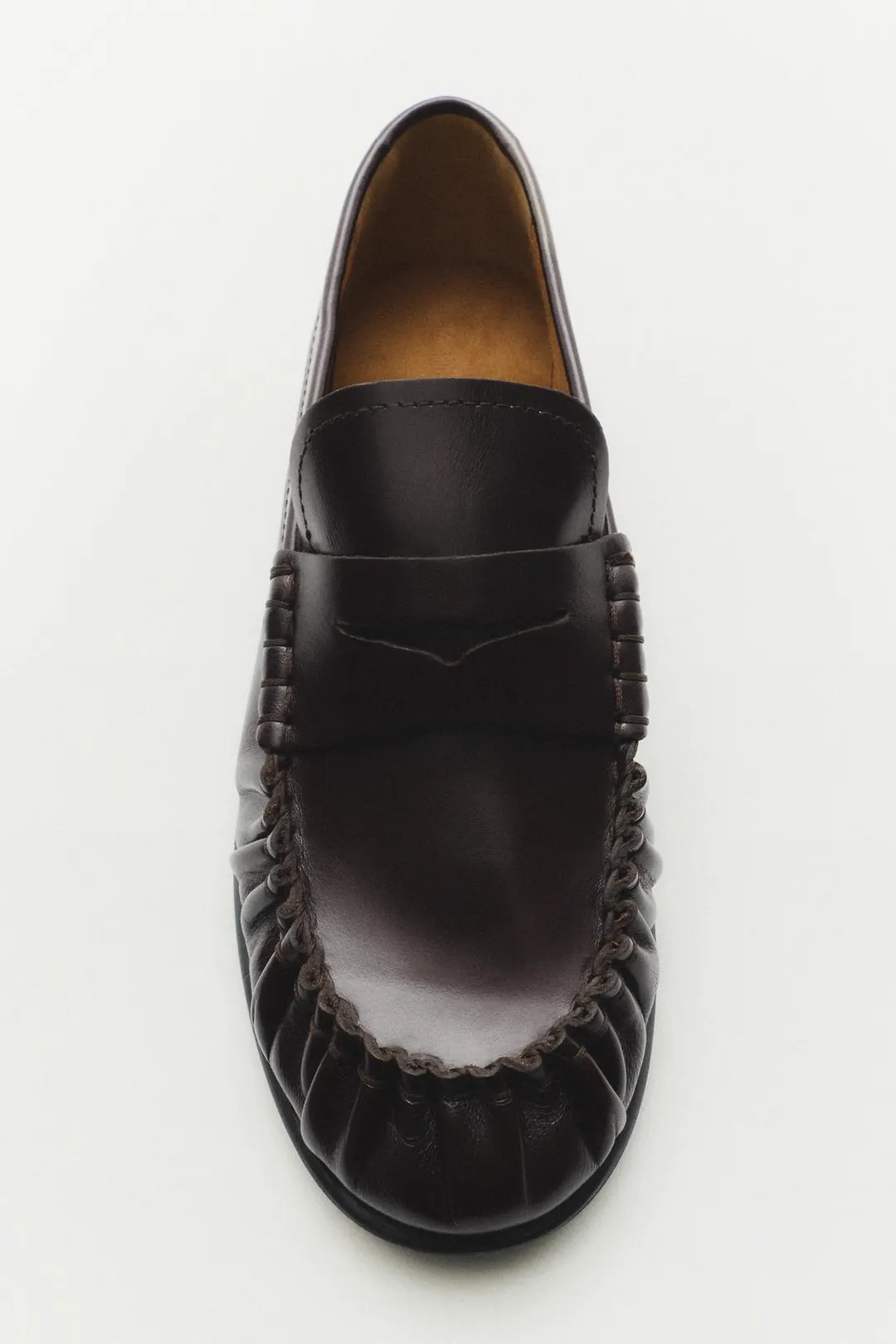 Лоферы кожаные со сборками, Massimo Dutti