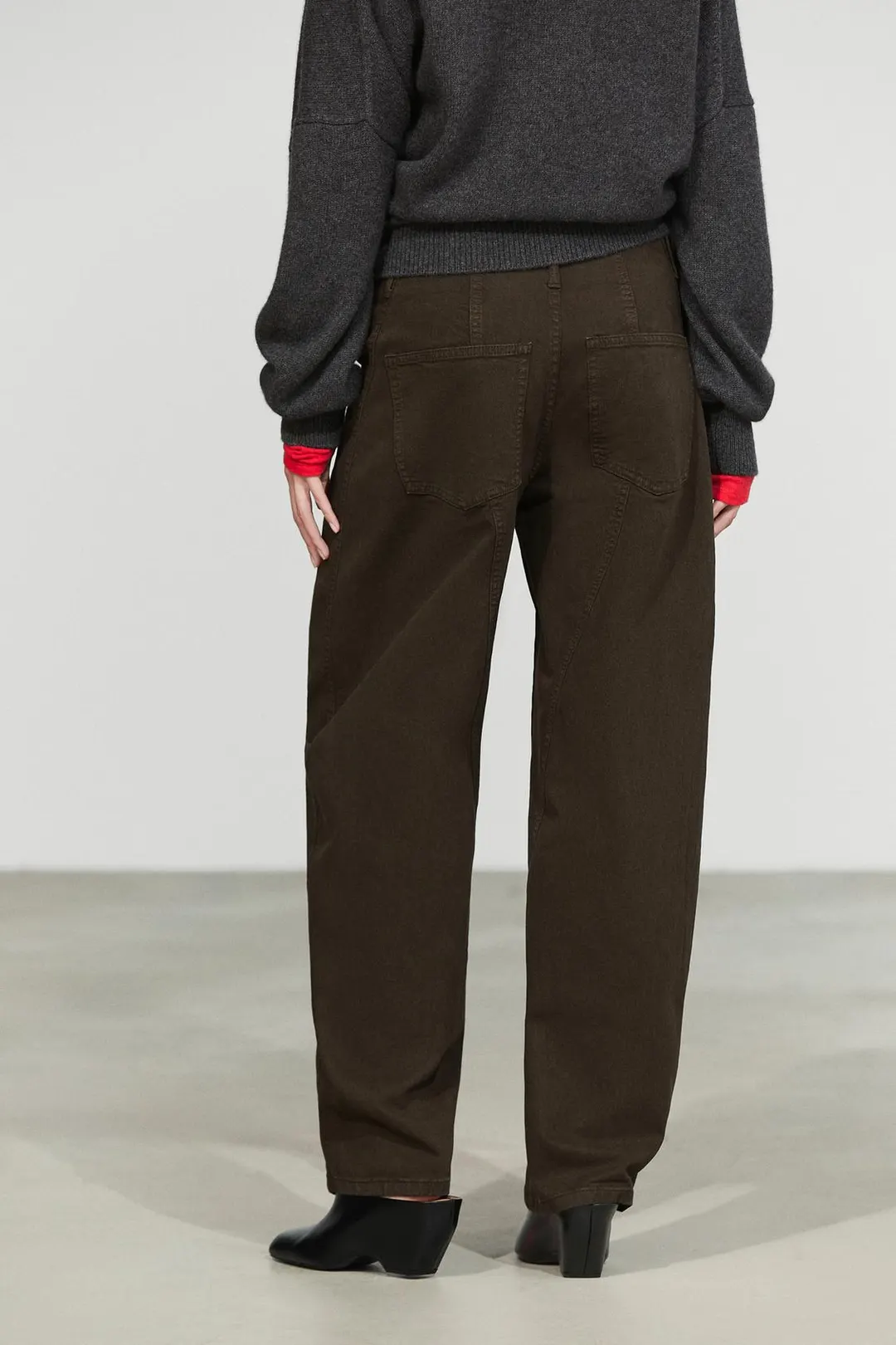 Брюки кроя carrot с декоративными швами, Massimo Dutti