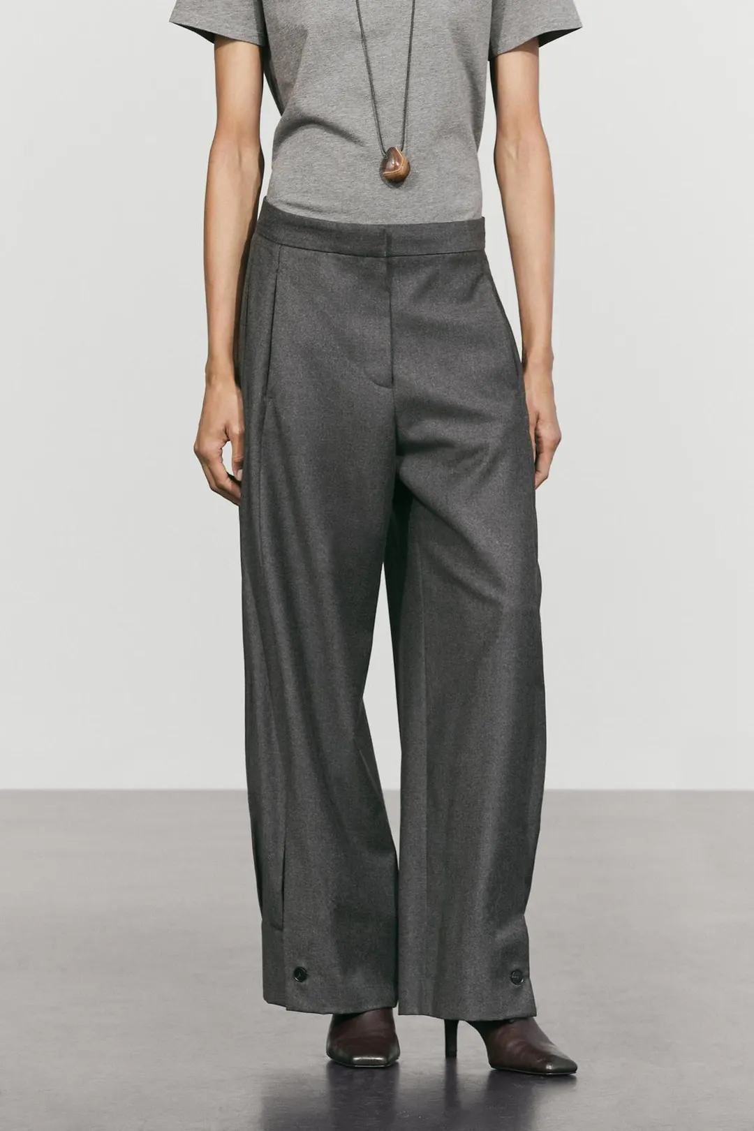 Брюки из 100% шерсти с пуговицами по низу, Massimo Dutti