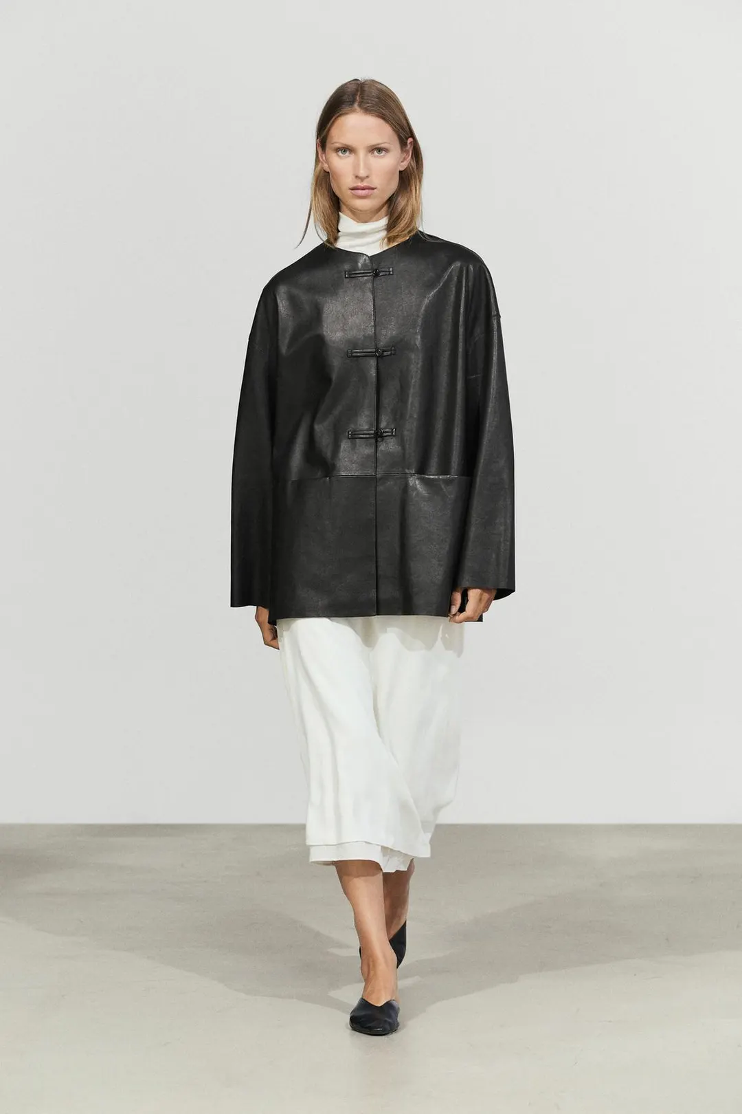 Куртка кожаная с застежками-клевантами, Massimo Dutti