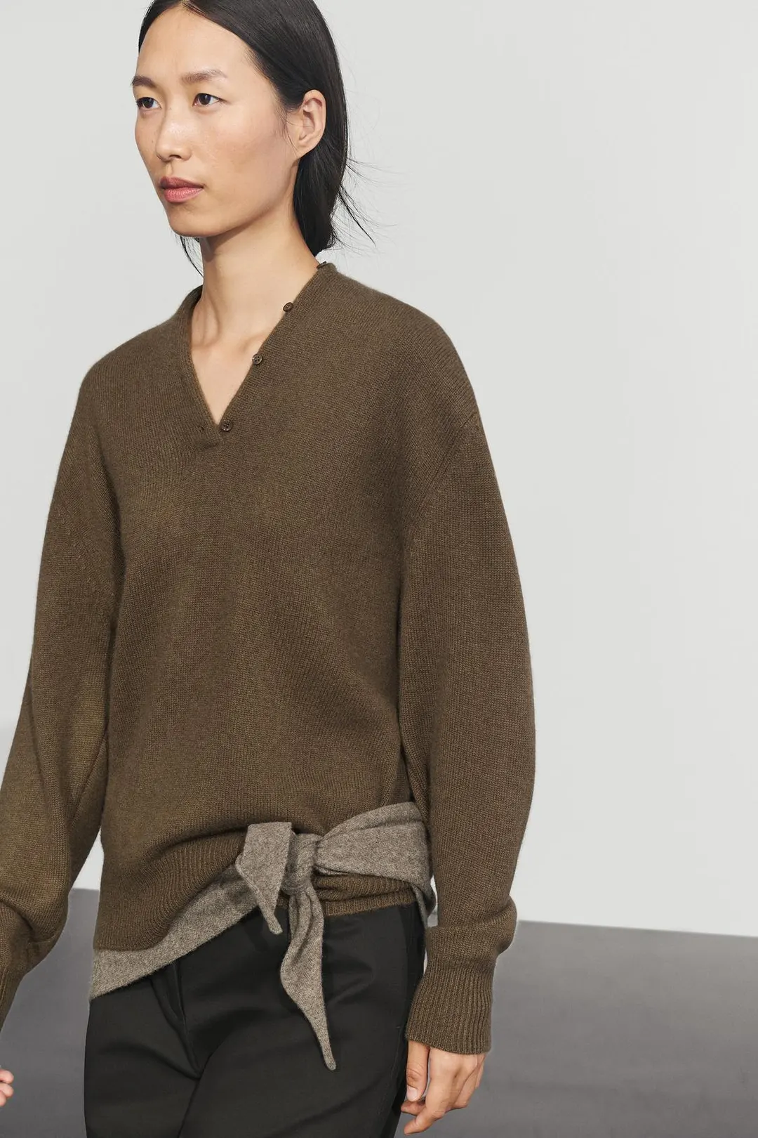 Свитер вязаный с пуговицами из 100% кашемира, Massimo Dutti