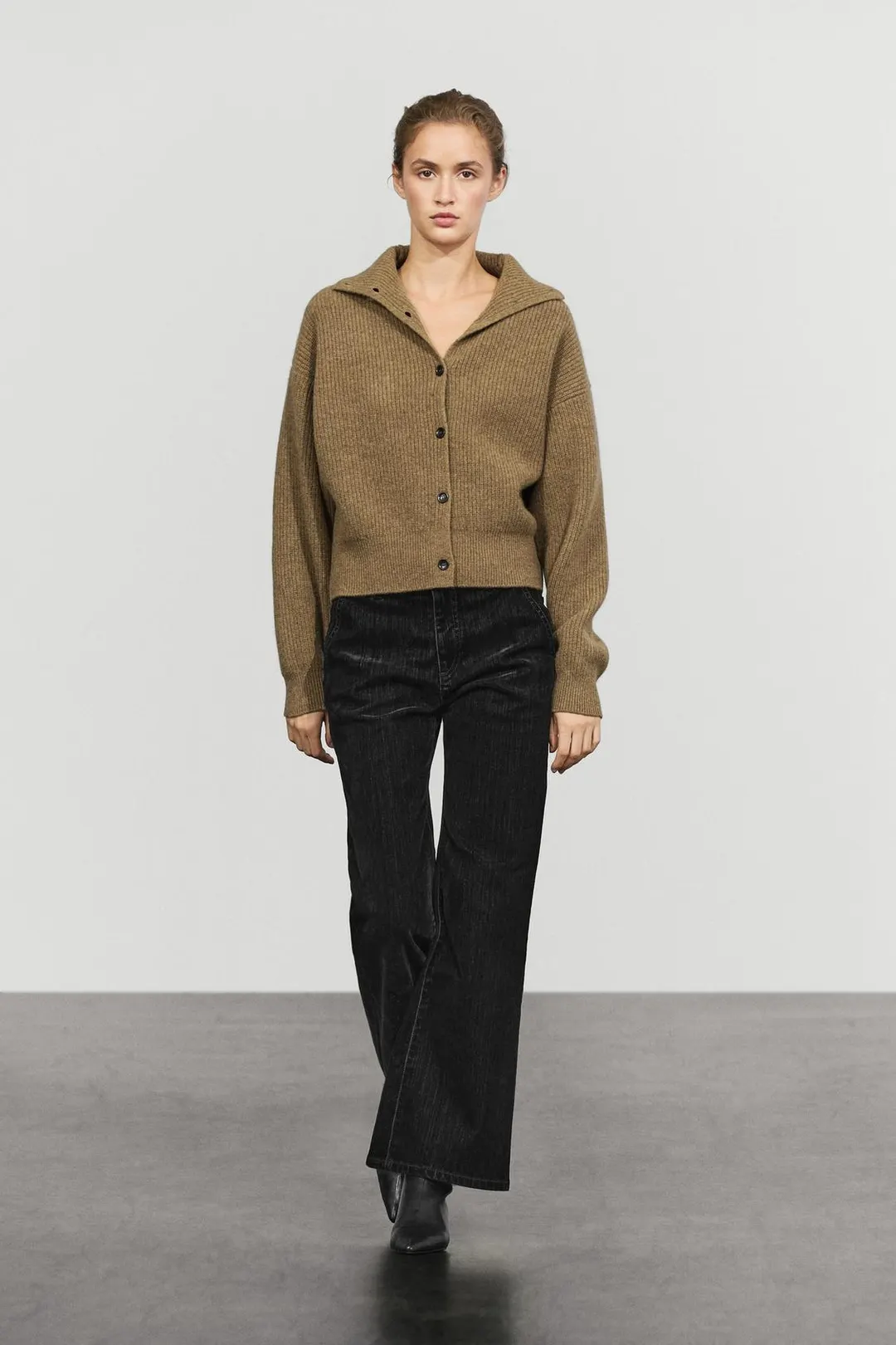 Кардиган платочной вязки с высоким воротником из 100% шерсти, Massimo Dutti