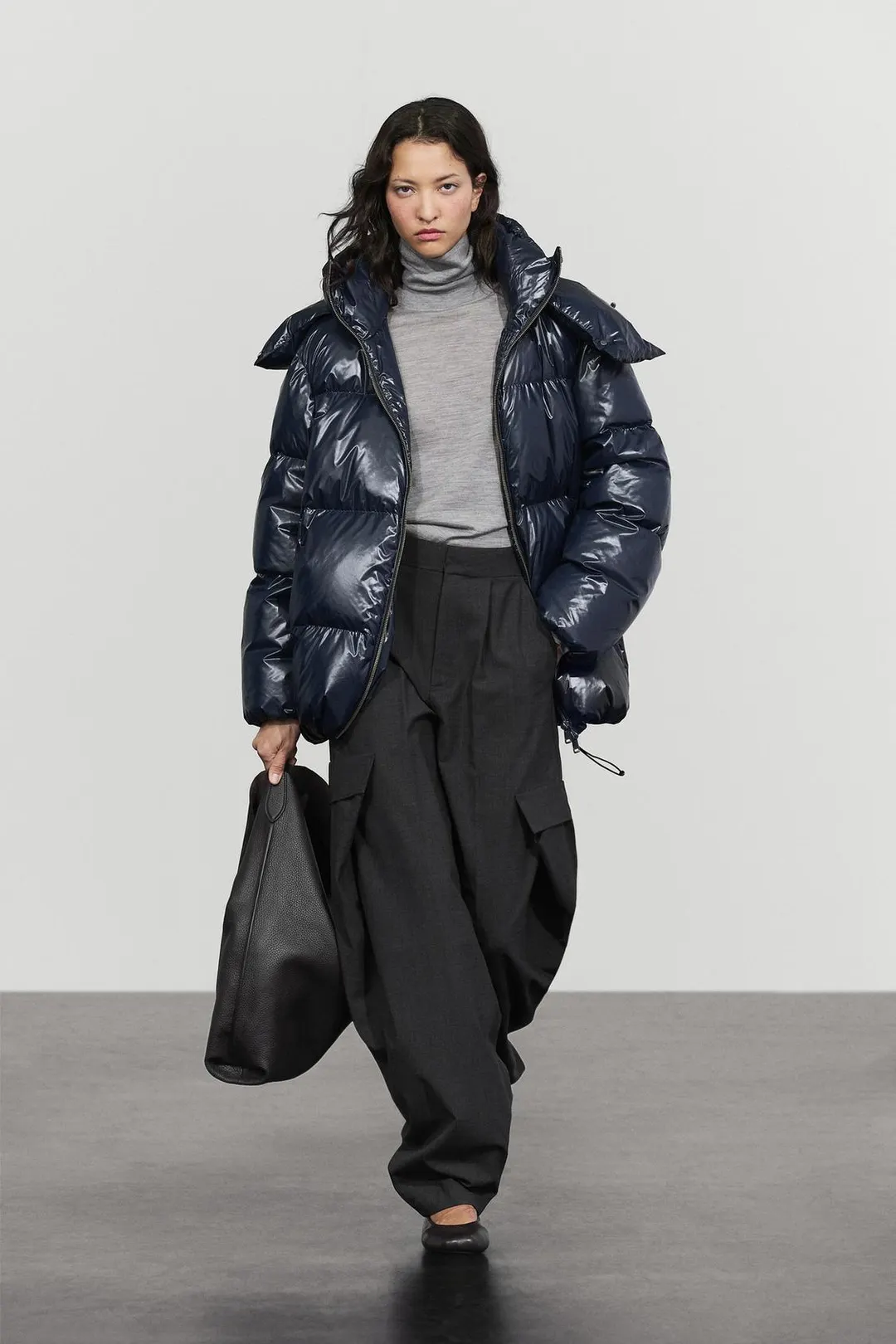 Блестящий пуховик, Massimo Dutti