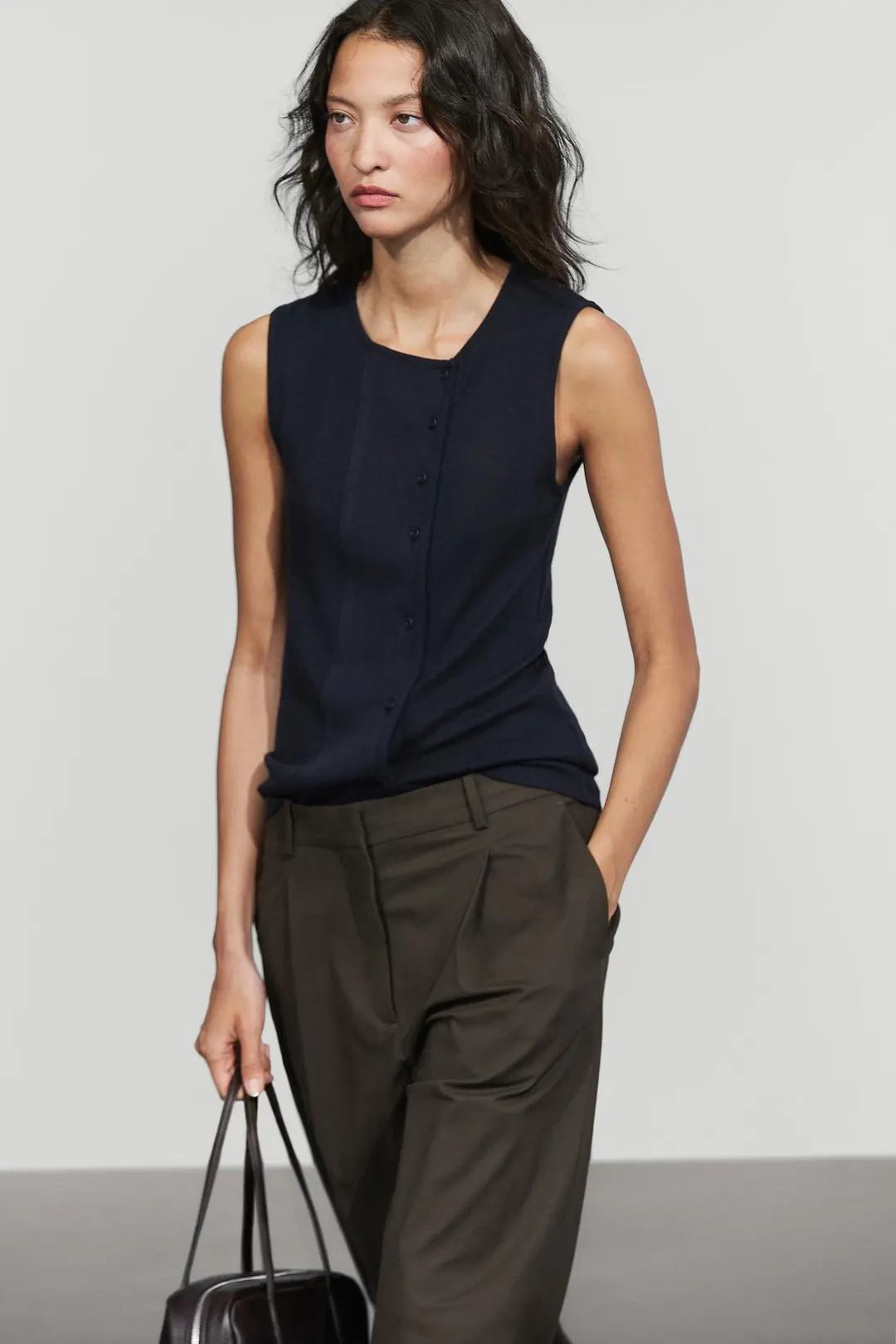 Брюки со складками из смесового хлопка, Massimo Dutti