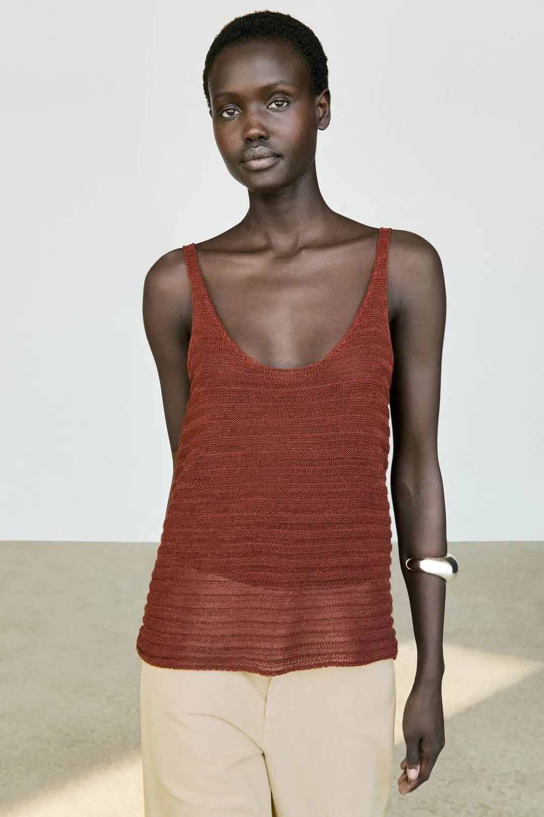 Вязаный фактурный топ на бретелях, Massimo Dutti