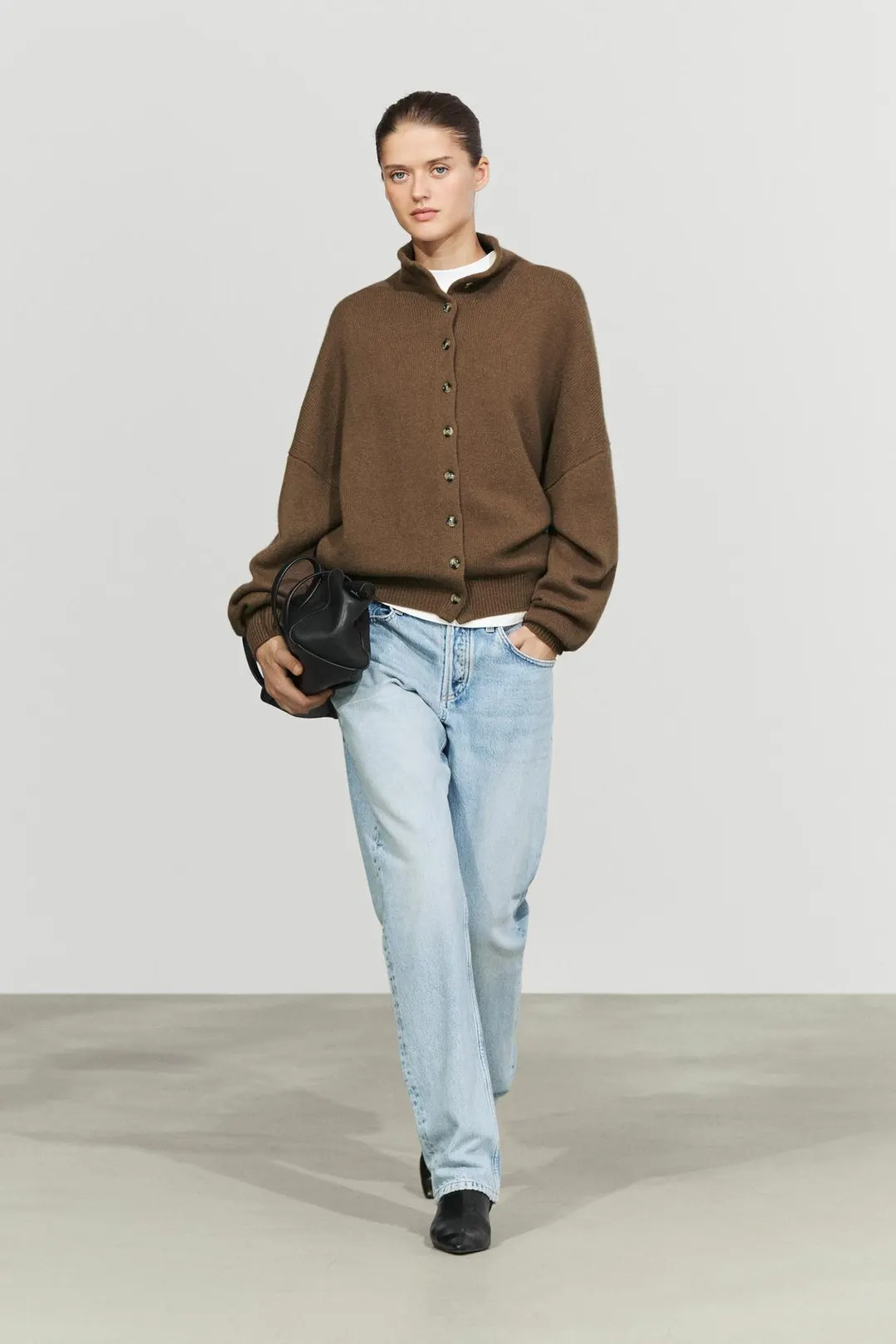 Кардиган из шерсти и кашемира с воротником-стойкой, Massimo Dutti