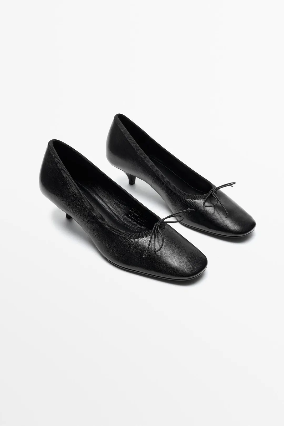 Кожаные балетки на каблуке, Massimo Dutti