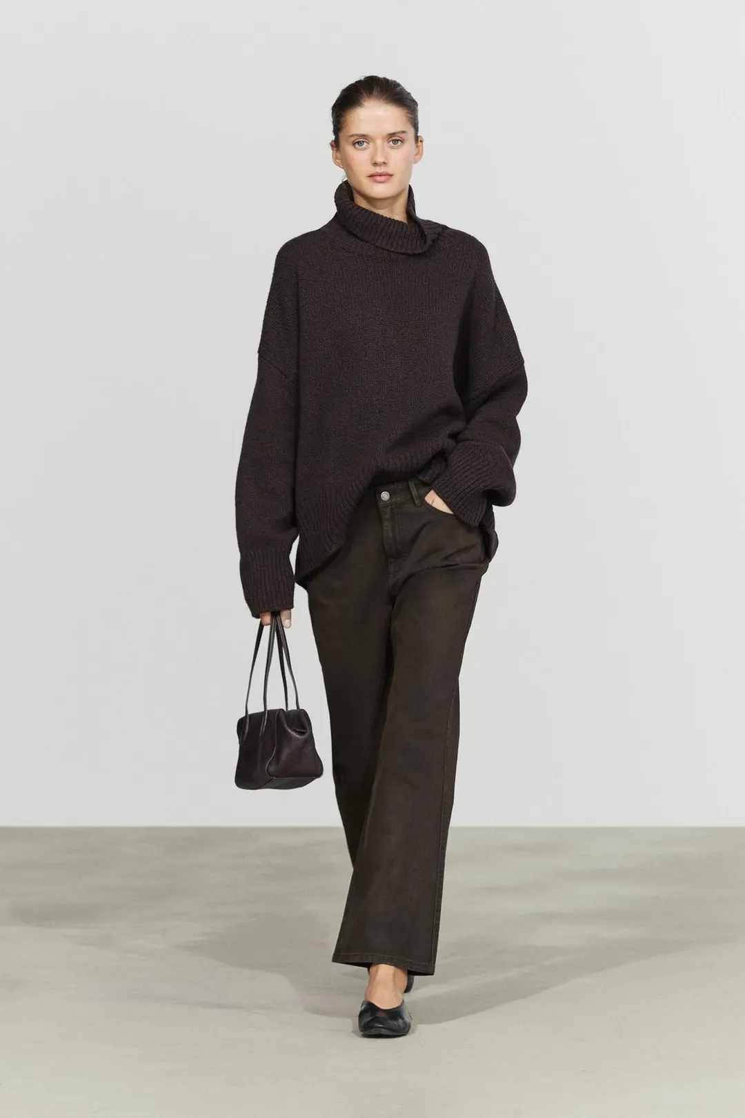 Брюки клеш от колена, Massimo Dutti