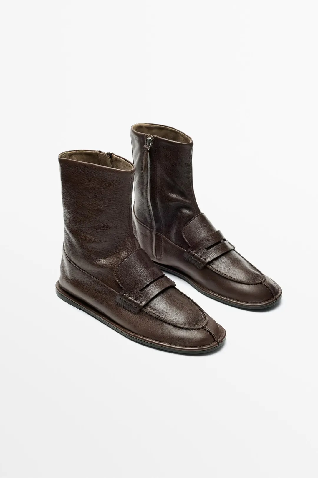 Закрытые лоферы из мягкой кожи с ремешком на подъеме, Massimo Dutti
