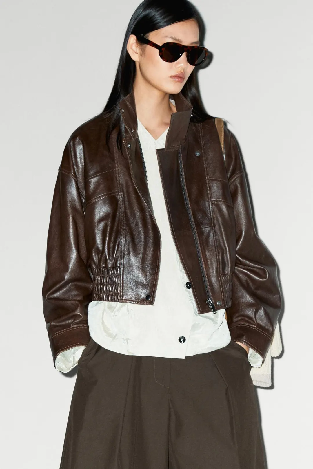 Короткий бомбер из кожи наппа, Massimo Dutti