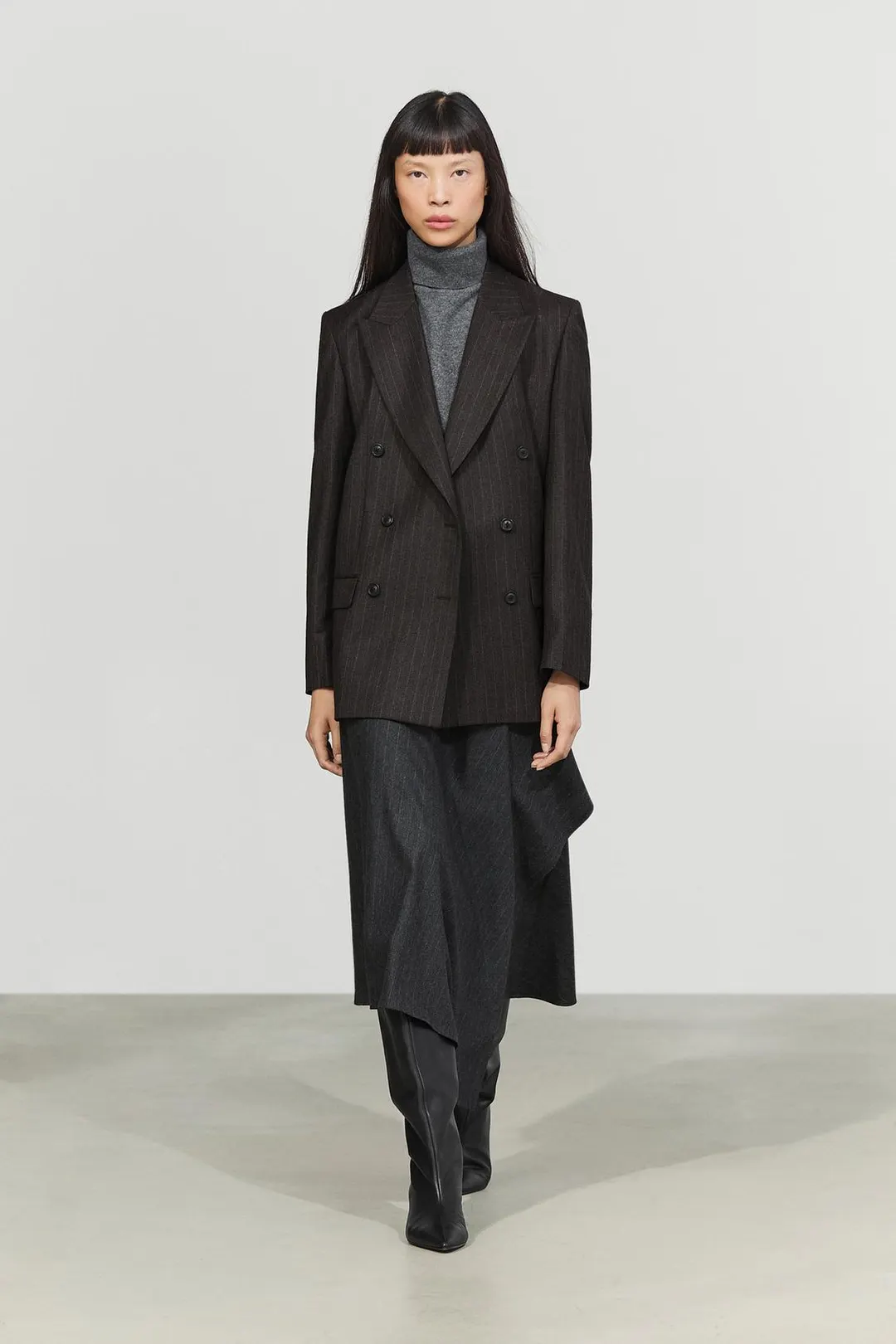 Костюмный пиджак в тонкую полоску, Massimo Dutti