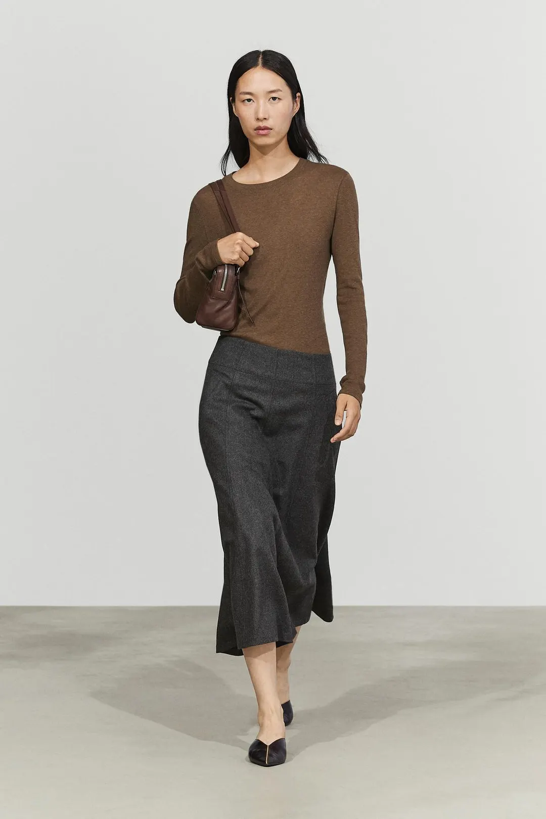 Юбка миди расклешенная с декоративным карманом, Massimo Dutti