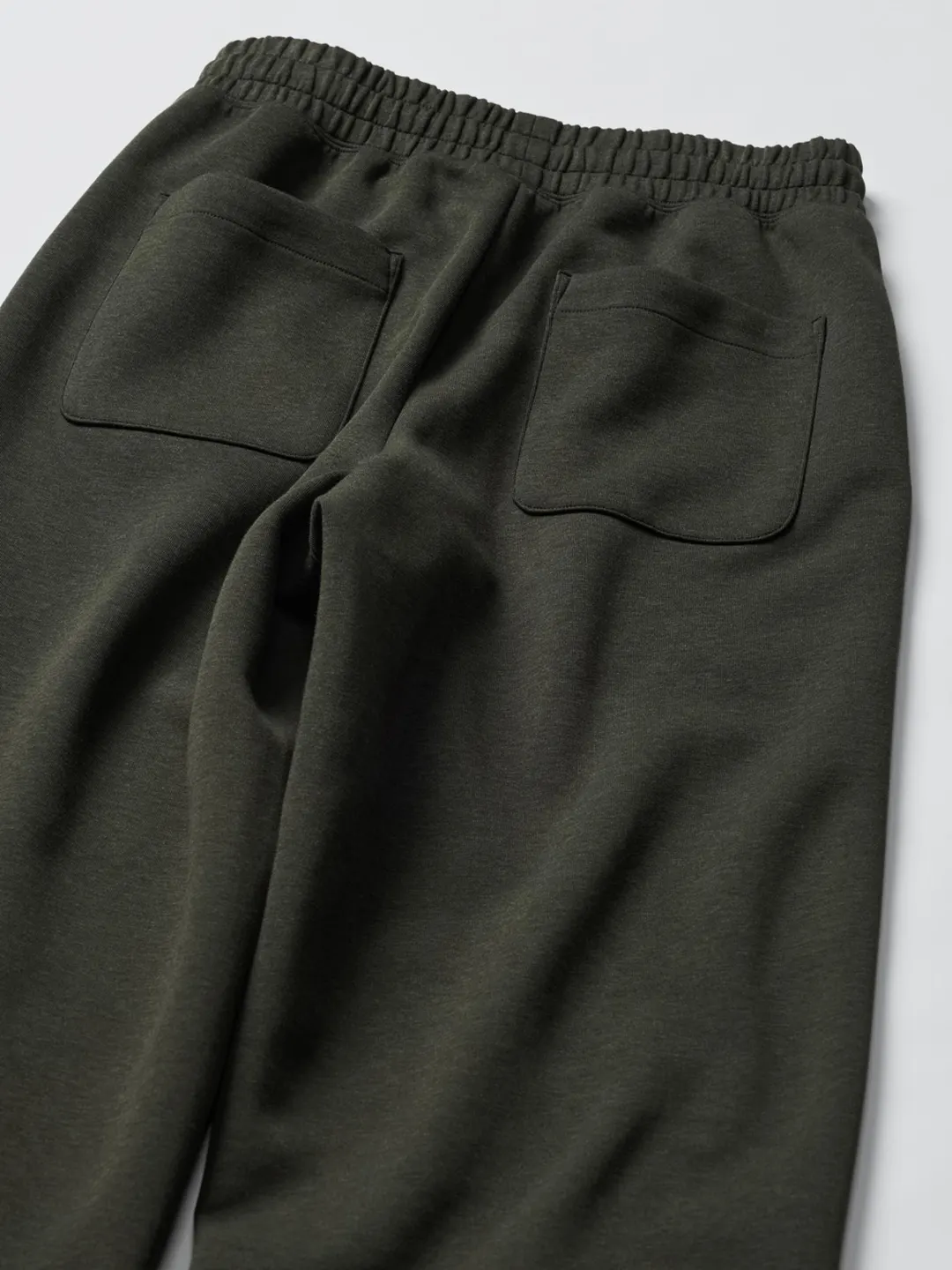Брюки спортивные свободного кроя удлиненные с кулисками по низу, Uniqlo