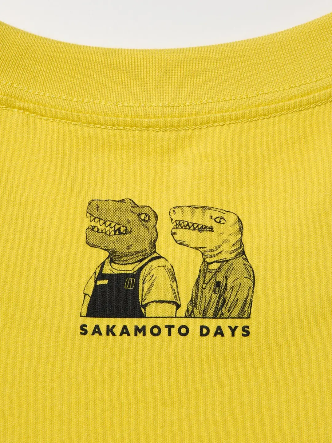 Футболка UT Sakamoto Days к 100-летию Shueisha, Uniqlo