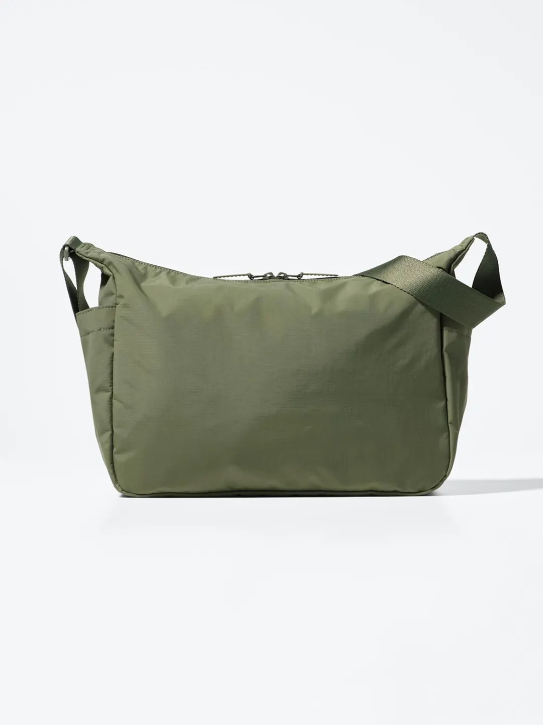 Сумка через плечо из нейлона, Uniqlo