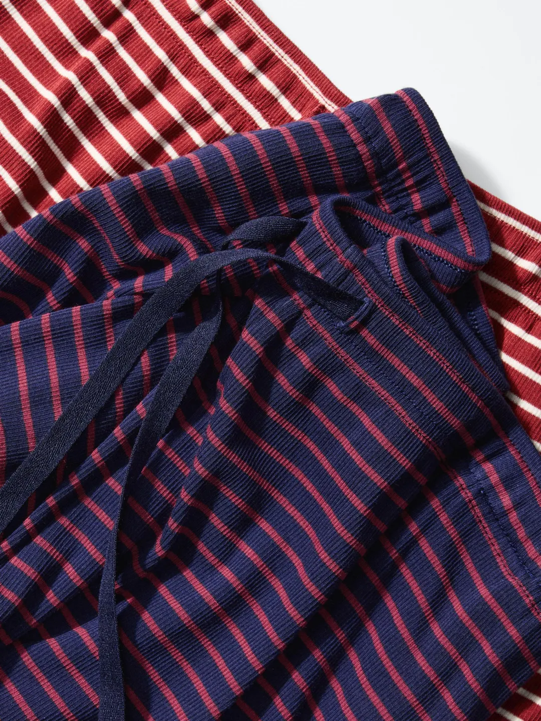 Брюки свободного комфортного кроя в рубчик, Uniqlo