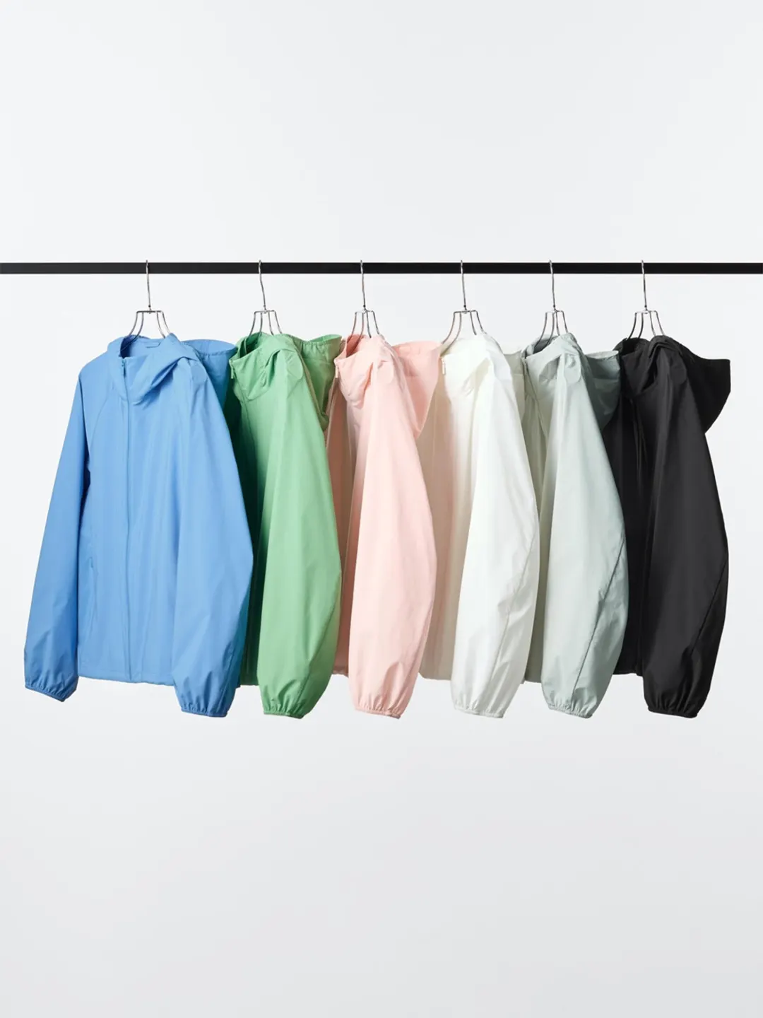 Компактная куртка с капюшоном и защитой от ультрафиолета, Uniqlo