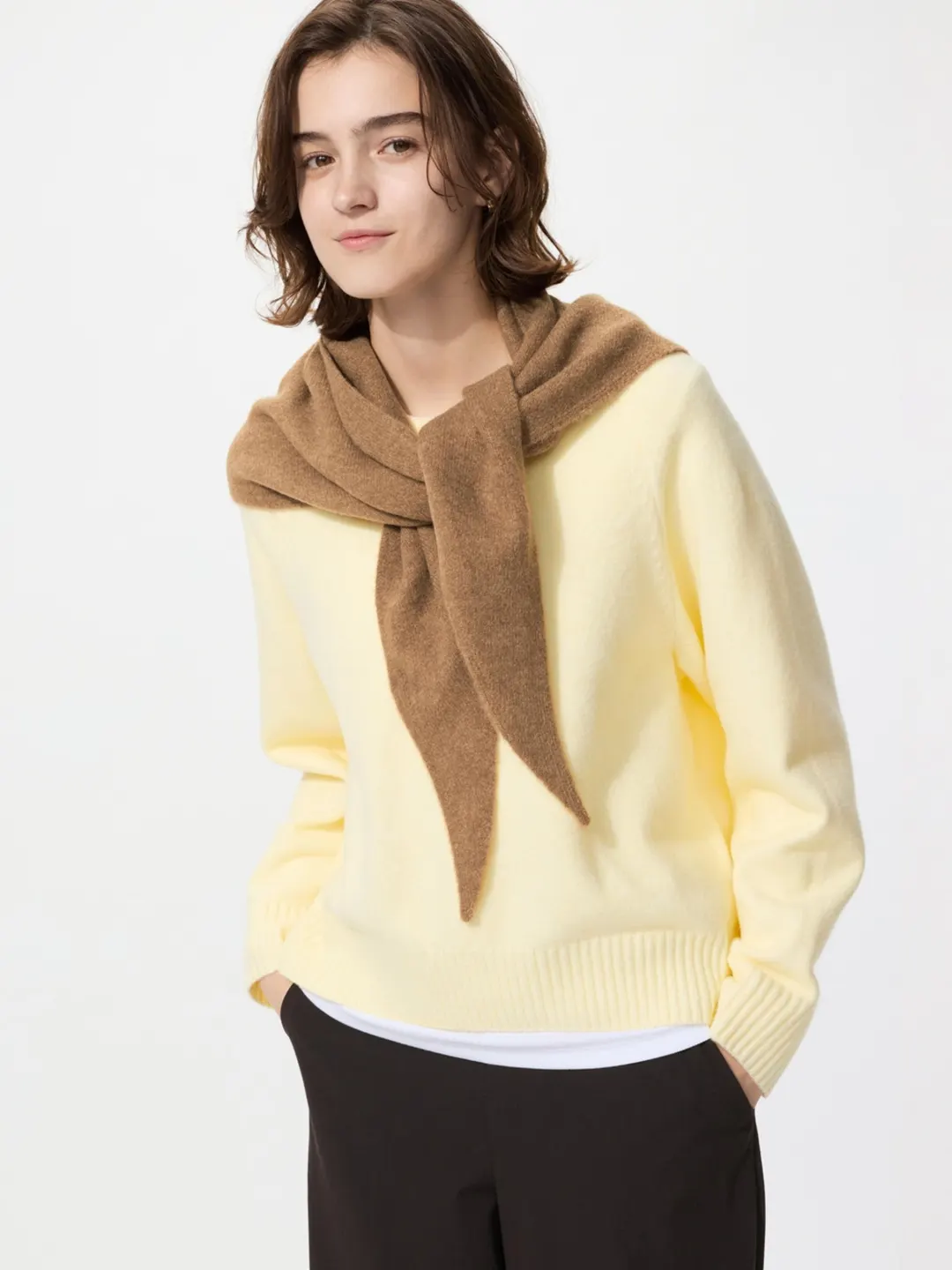 Шарф-косынка из пряжи souffle yarn, Uniqlo