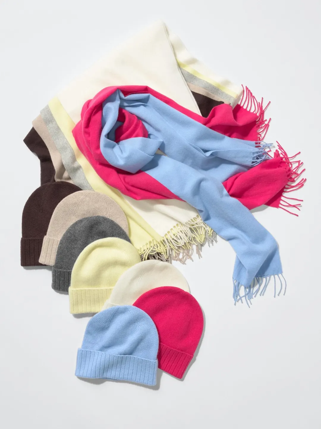 Шапка из кашемира, Uniqlo