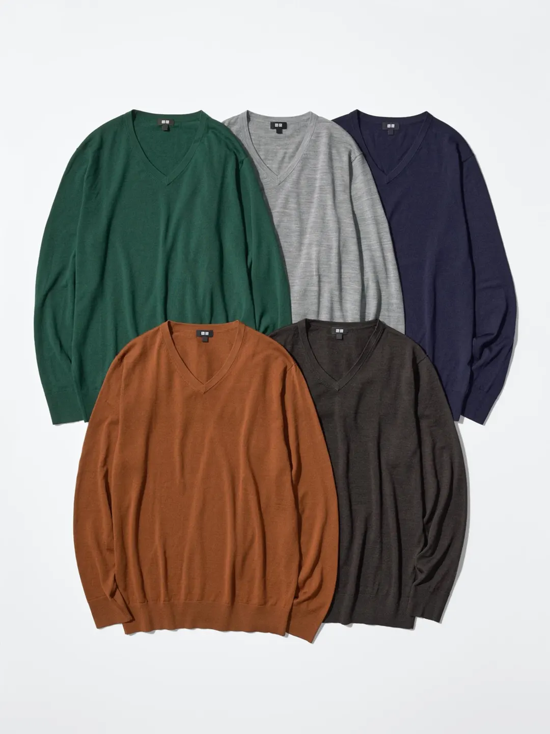 Джемпер из тонкой мериносовой шерсти с V-образным вырезом, Uniqlo
