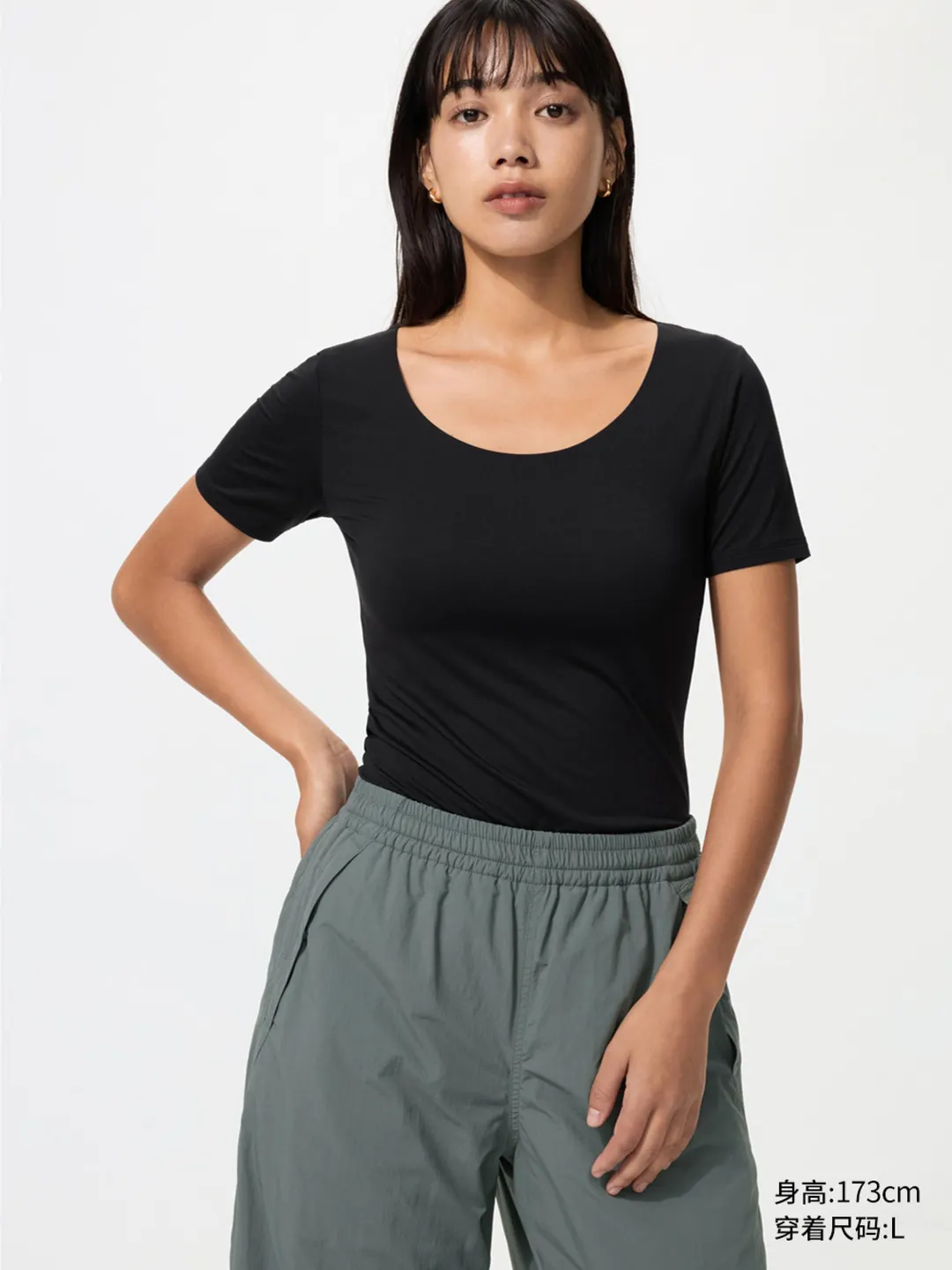 Футболка HEATTECH с U-образным вырезом, Uniqlo