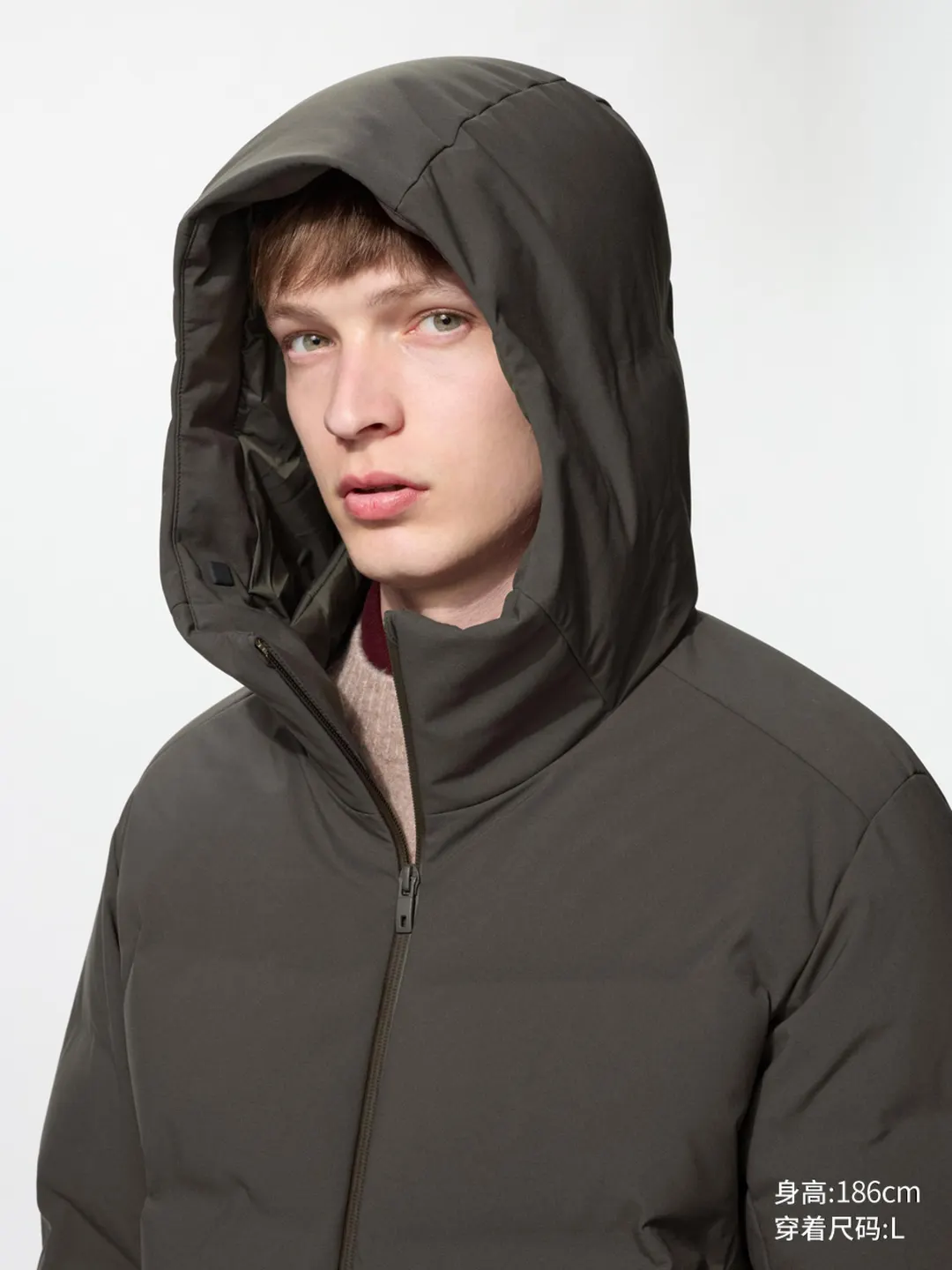Бесшовная куртка-пуховик с капюшоном, Uniqlo